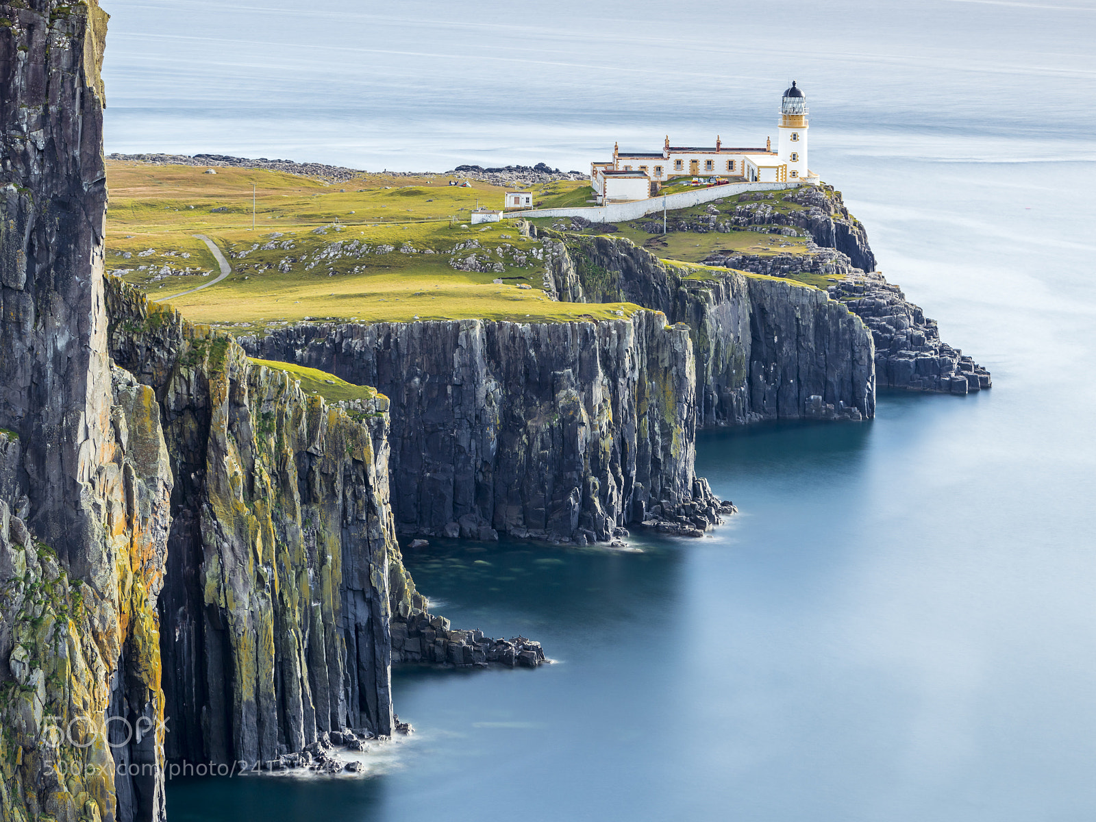 Olympus OM-D E-M1 Mark II sample photo. Lighthouse at neist point photography