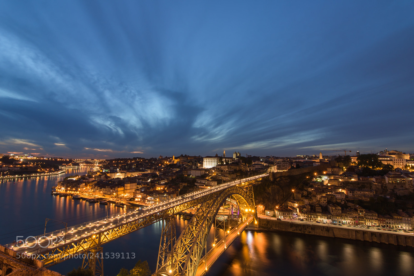 Canon EOS 750D (EOS Rebel T6i / EOS Kiss X8i) sample photo. Night, douro and a photography