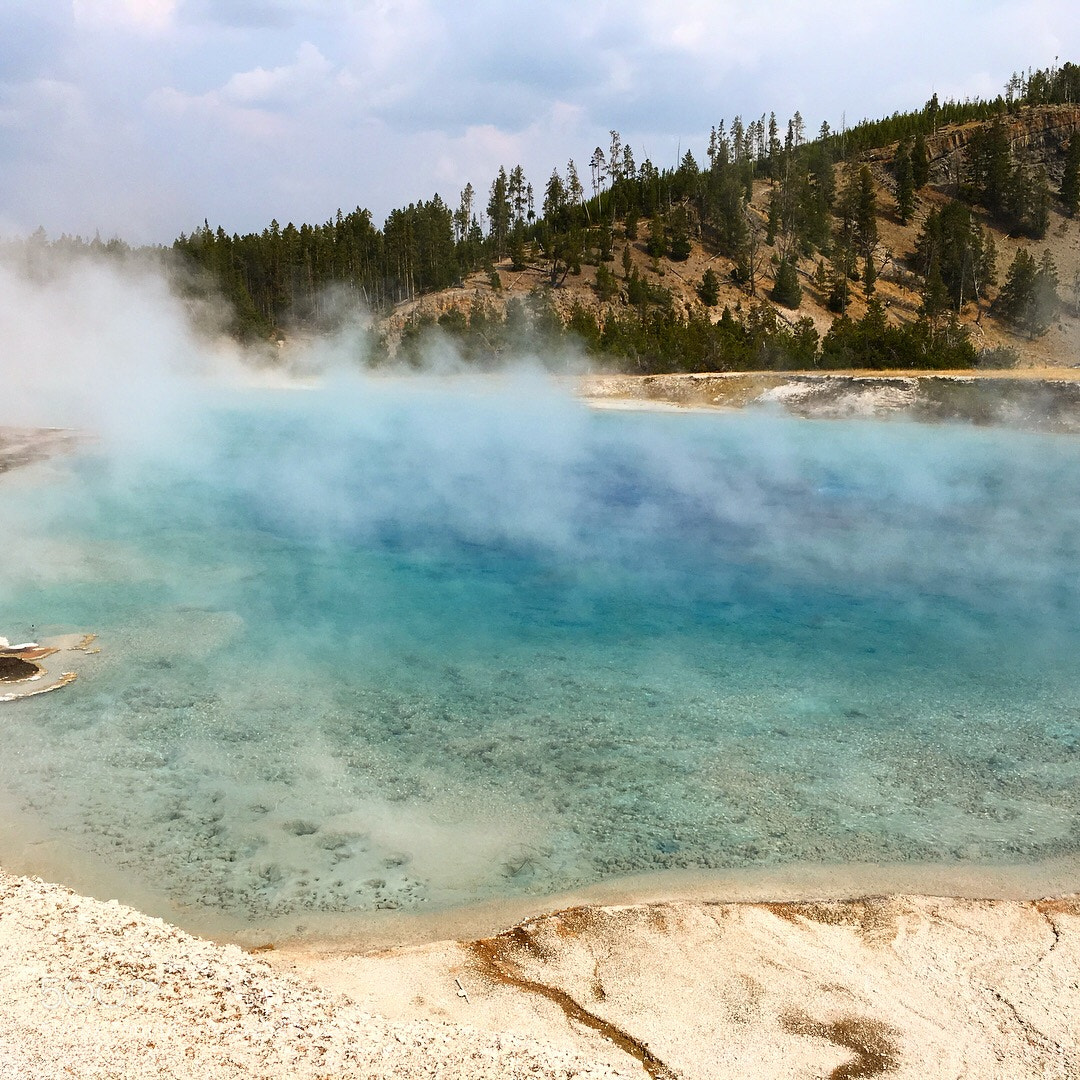 Apple iPhone 6s sample photo. Yellowstone nationalpark / september 2017 photography