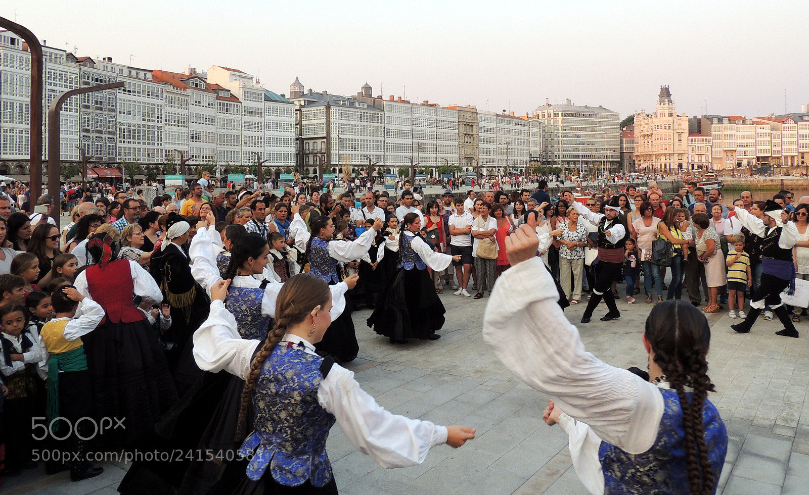 Nikon Coolpix P510 sample photo. Fiestas de a coru photography