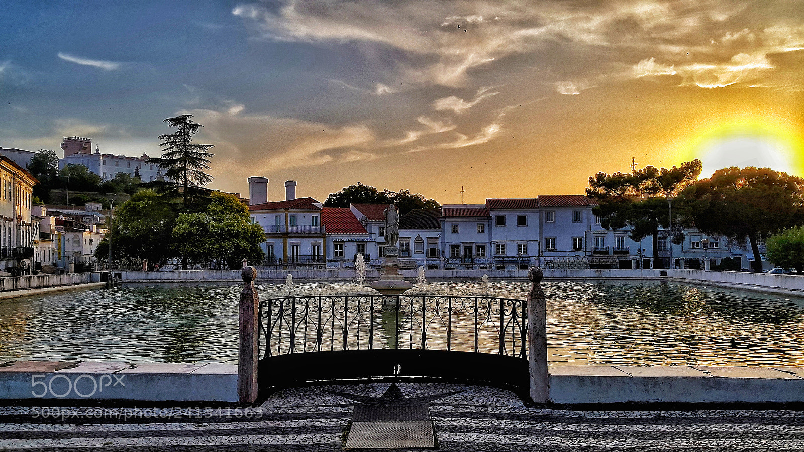 Samsung Galaxy Alpha sample photo. Estremoz sunset photography
