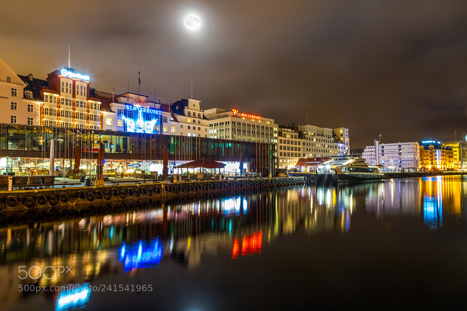 Canon EOS 6D Mark II sample photo. Strandkaien, bergen photography