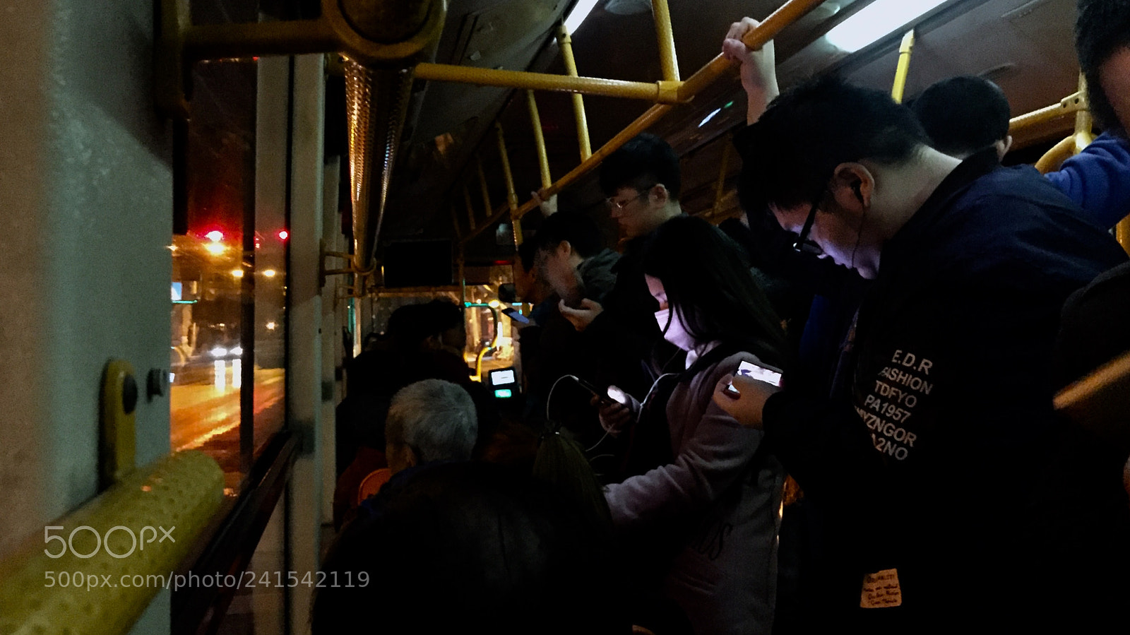 Apple iPhone 6 sample photo. 《末班车》。。。 photography