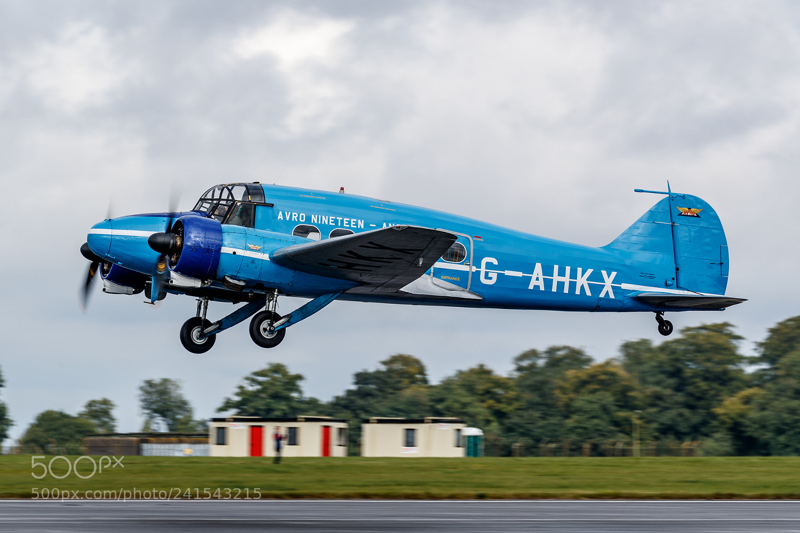 Canon EOS-1D X Mark II sample photo. Avro anson photography