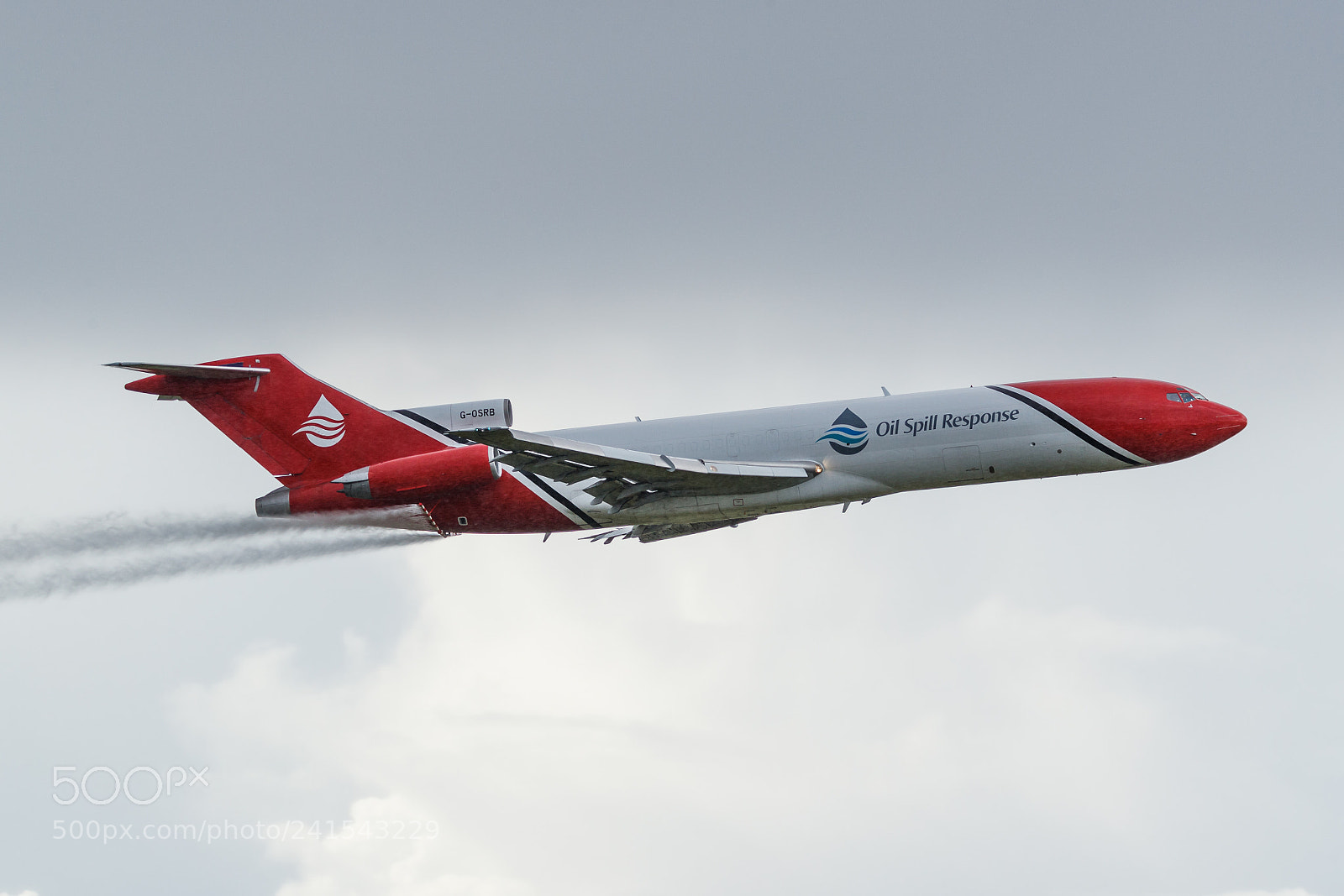Canon EOS-1D X Mark II sample photo. Fire plane photography