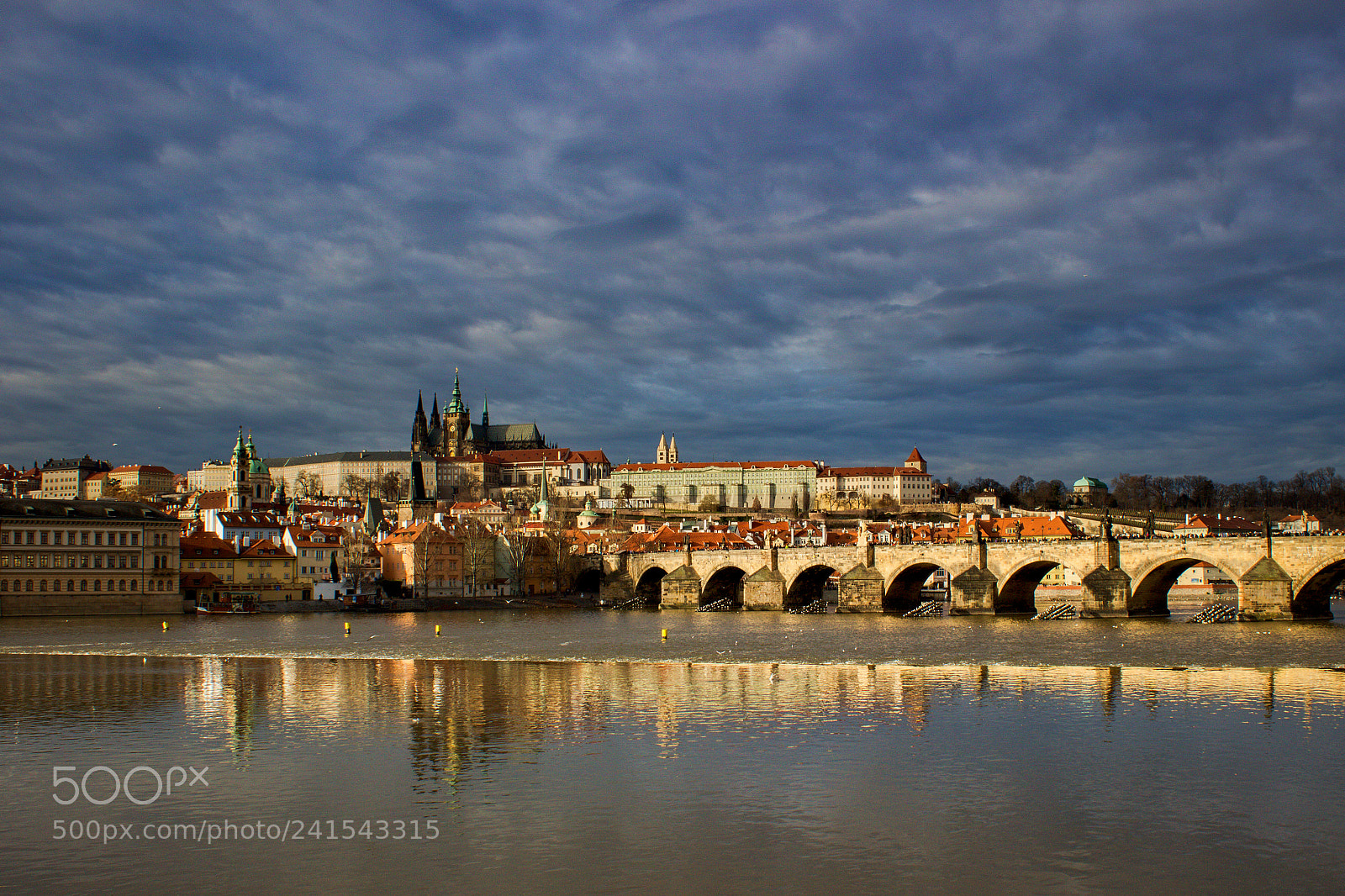 Canon EOS 100D (EOS Rebel SL1 / EOS Kiss X7) sample photo. Charles bridge by noon photography