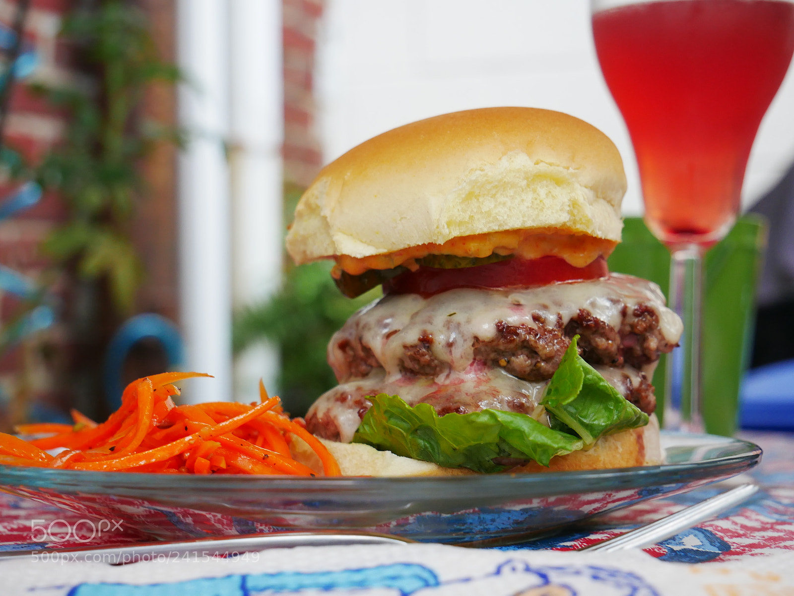 Panasonic Lumix DMC-G85 (Lumix DMC-G80) sample photo. Smashed burger photography