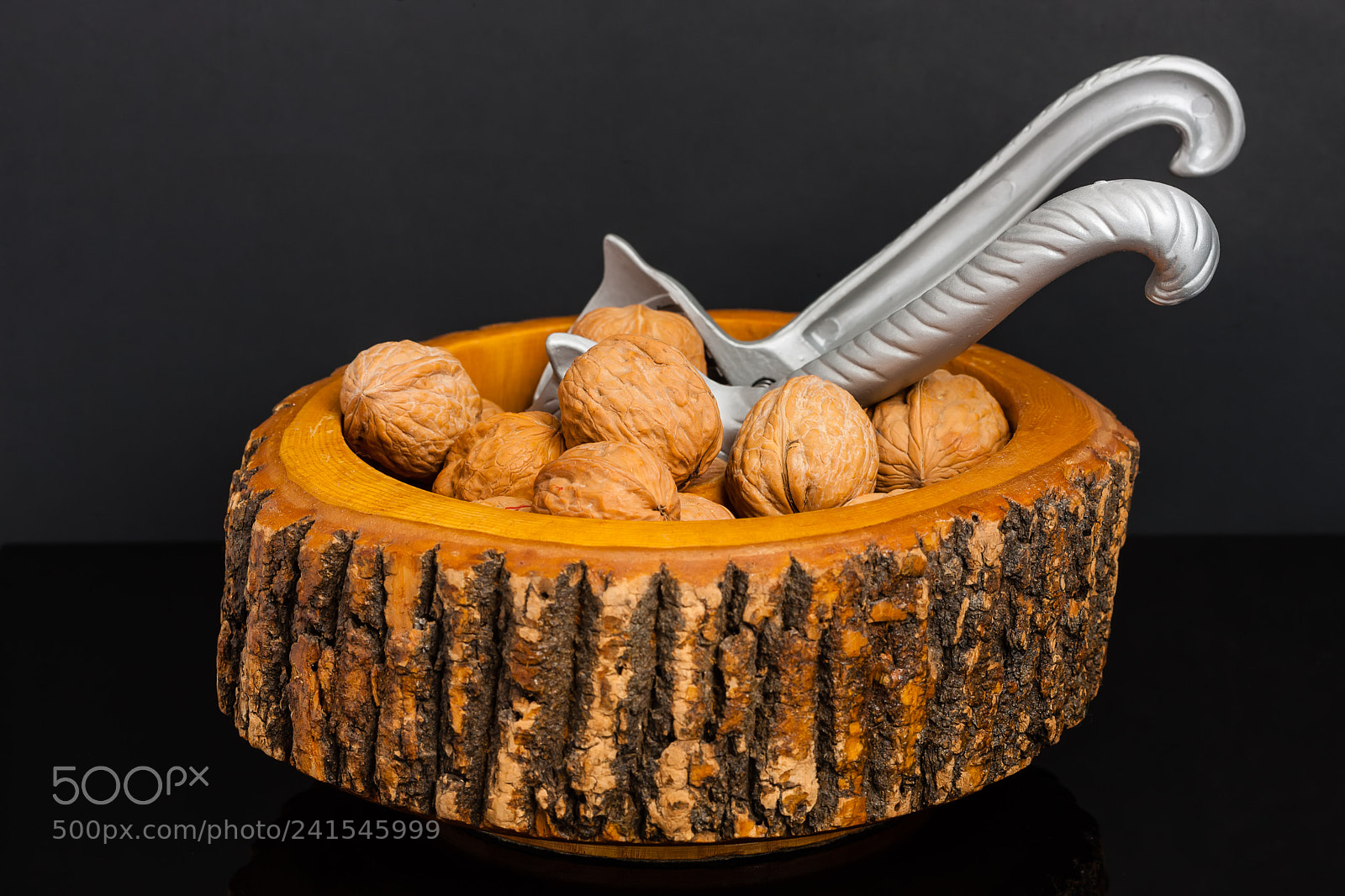 Canon EOS-1Ds Mark III sample photo. Wooden bowl of walnuts photography