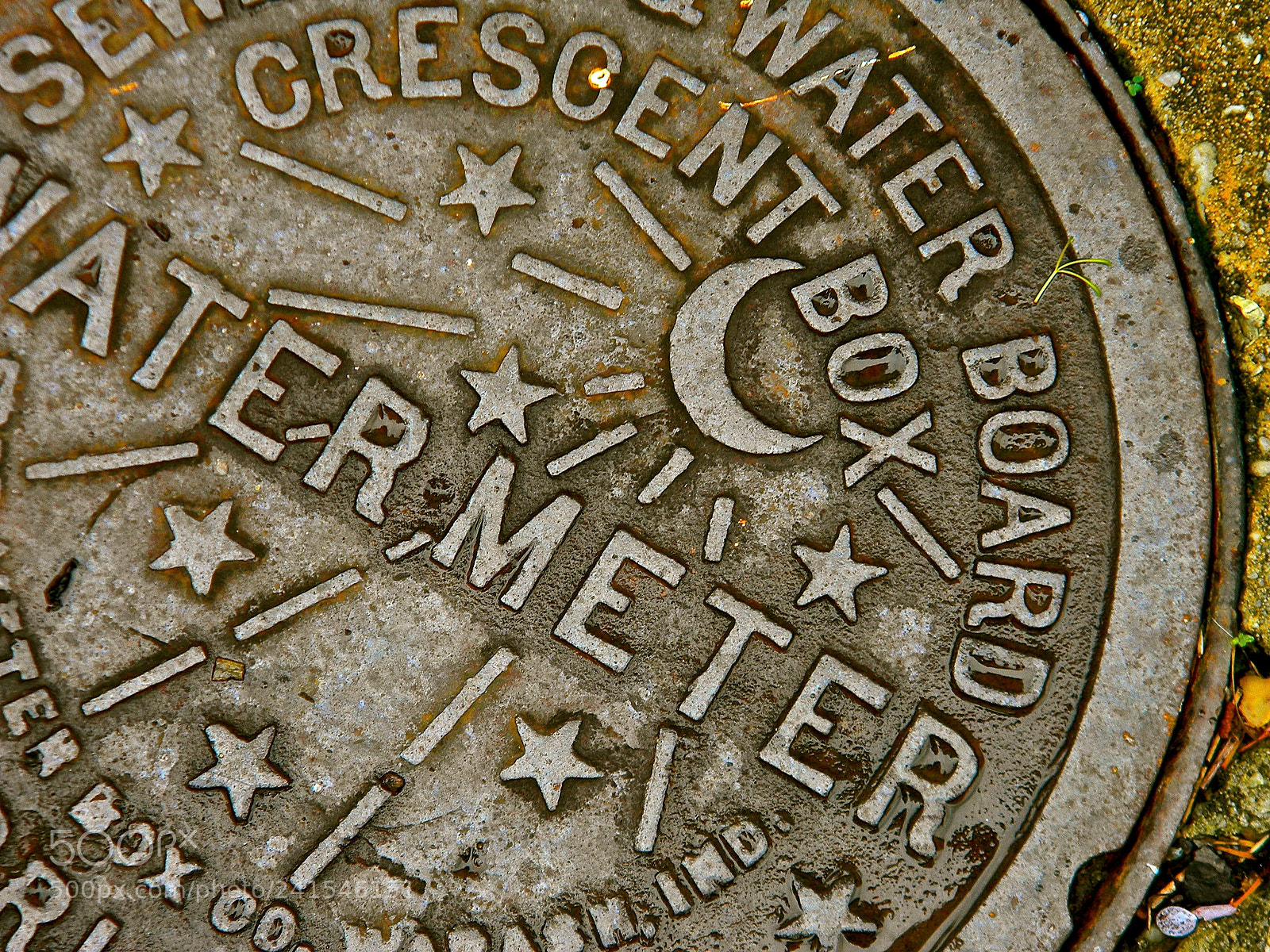 Nikon Coolpix L110 sample photo. Crescent city drain cover photography