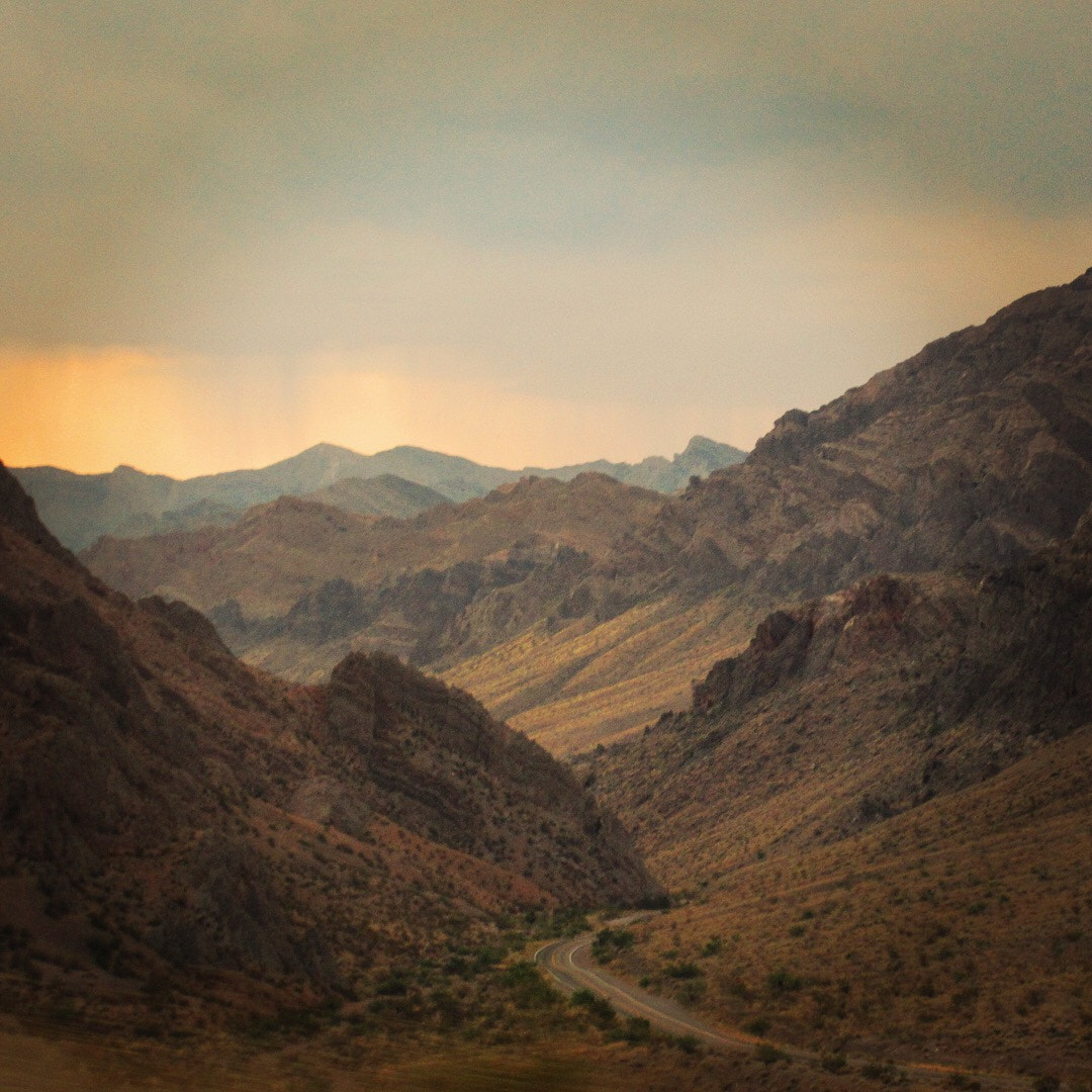 Canon PowerShot ELPH 300 HS (IXUS 220 HS / IXY 410F) sample photo. Valley of fire / september 2017 photography