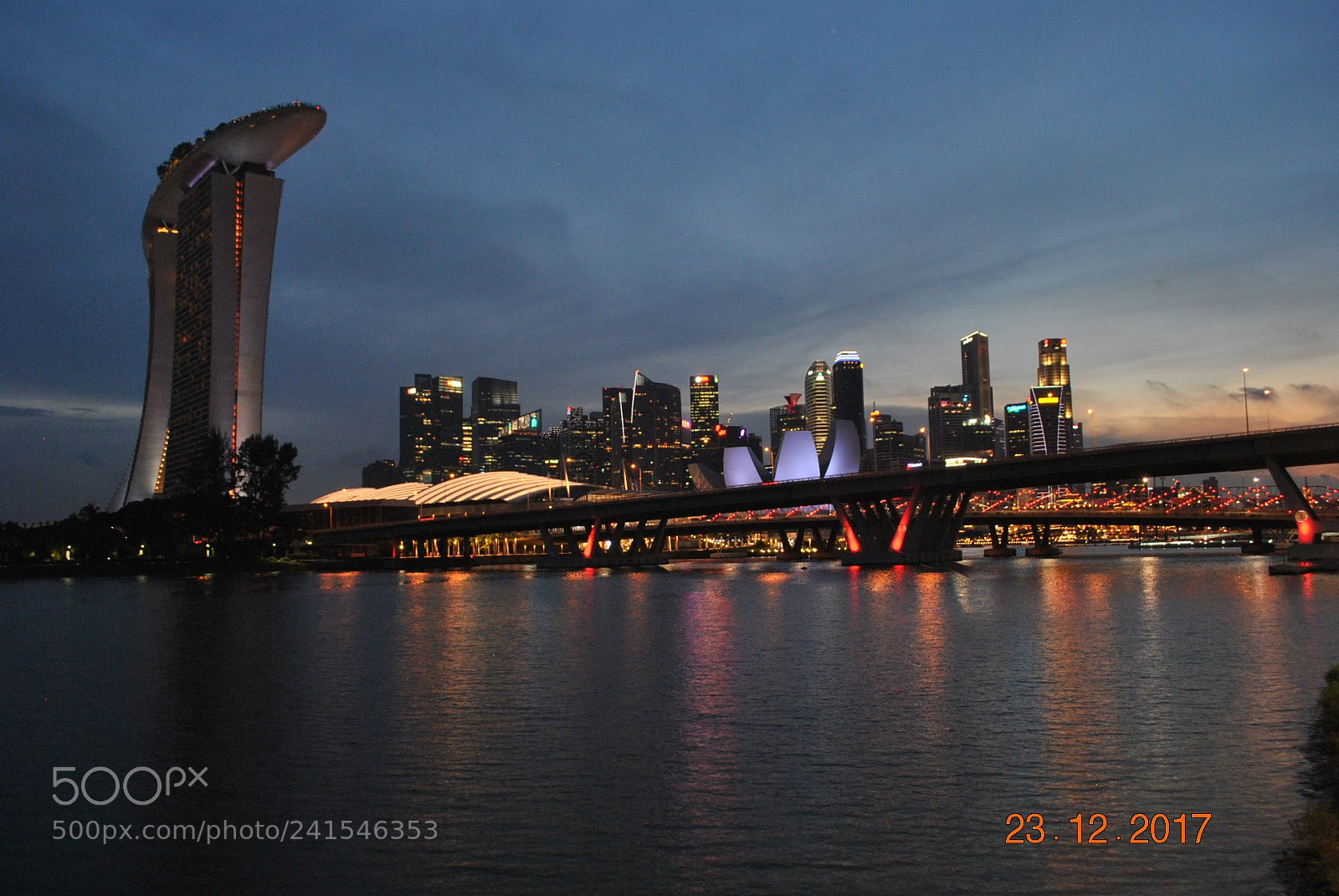 Nikon D3000 sample photo. Singapore skyline photography