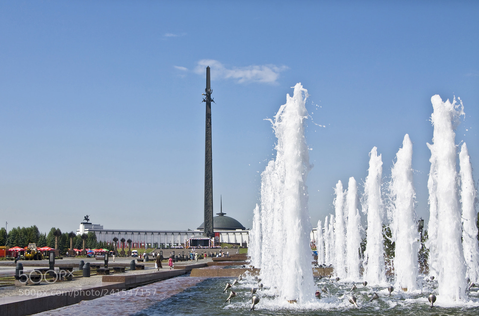 Canon EOS 450D (EOS Rebel XSi / EOS Kiss X2) sample photo. Moscow, fountains on poklonnaya photography