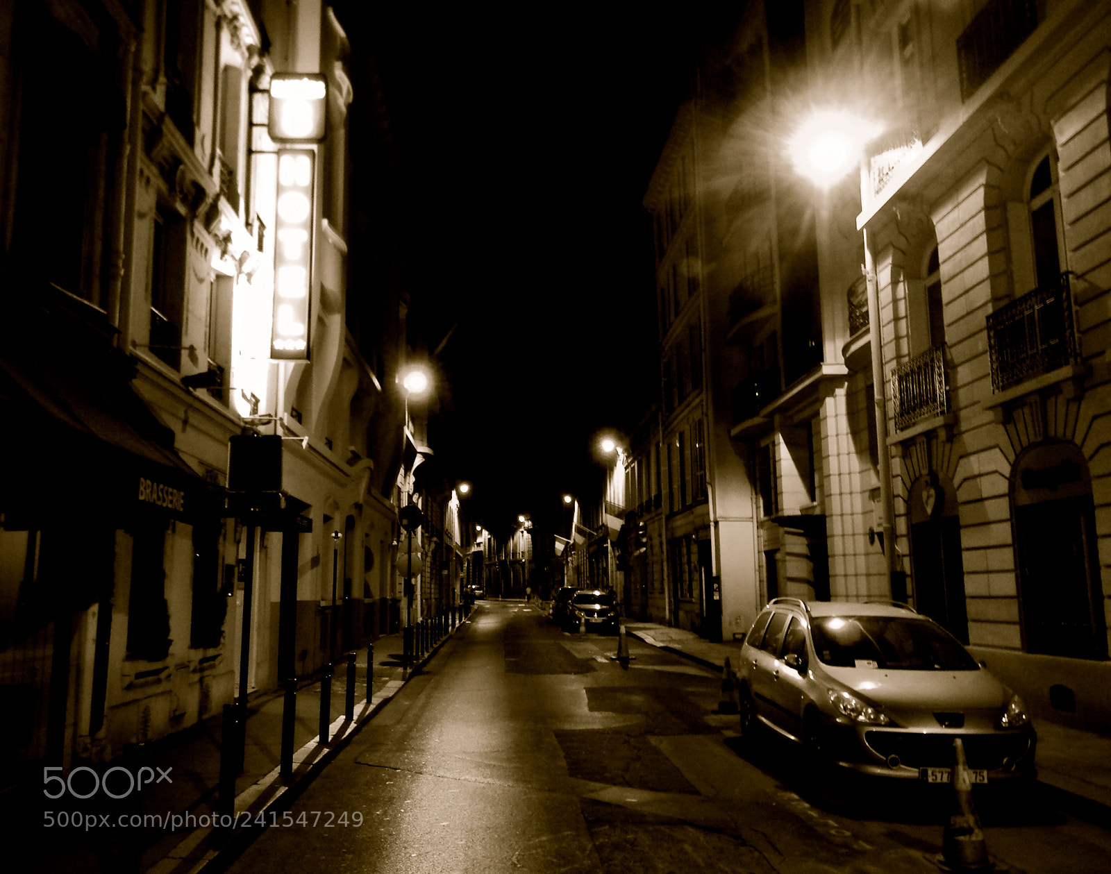 Nikon Coolpix L110 sample photo. Midnight in paris photography