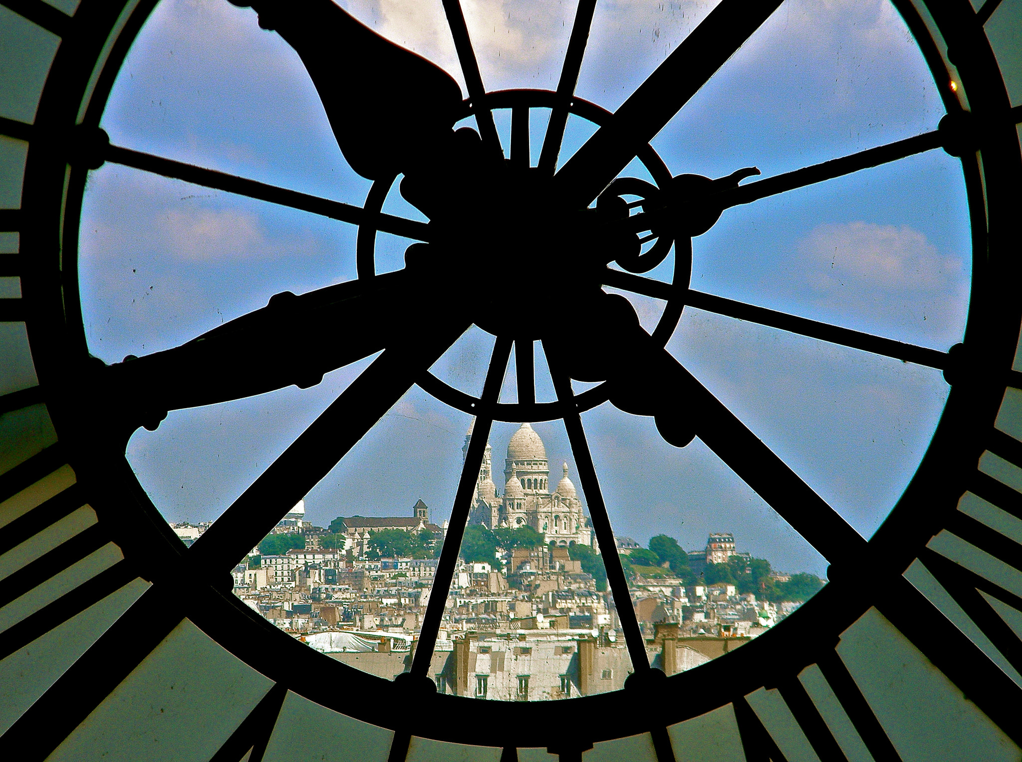Nikon Coolpix L110 sample photo. Paris through time photography