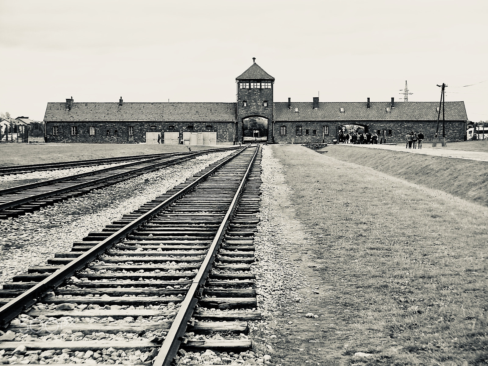 Sony DSC-P52 sample photo. The main entrance to auschwitz ii (birkenau) photography