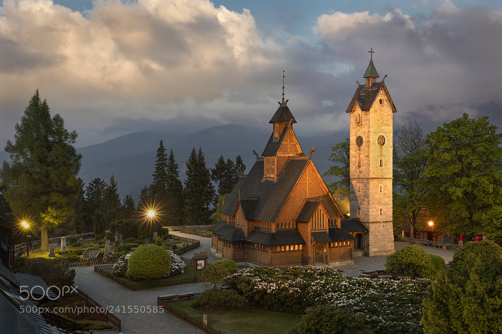 Canon EOS 5DS R sample photo. Stabkirche wang photography