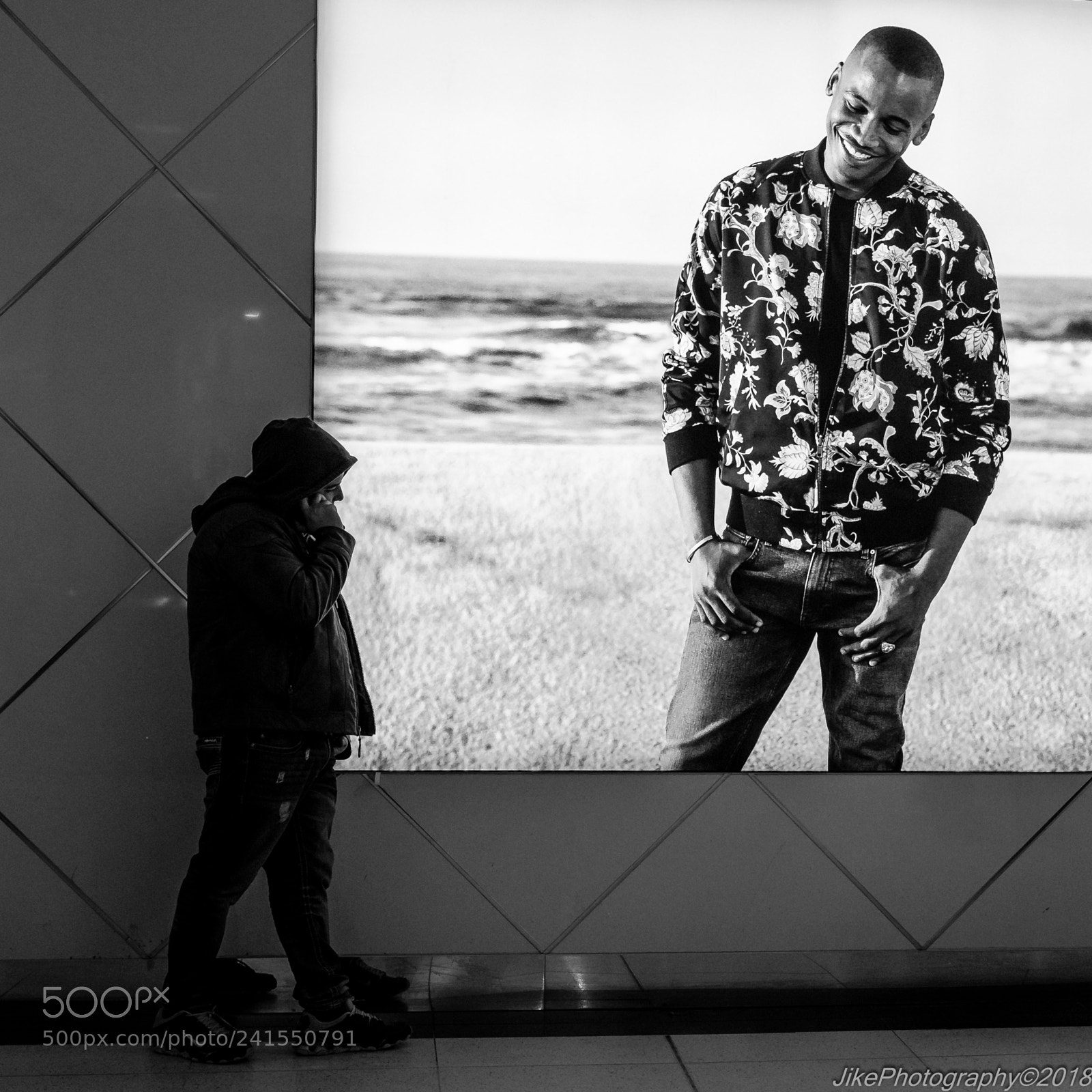 Fujifilm X-T1 sample photo. Hi, man. i'm here. photography