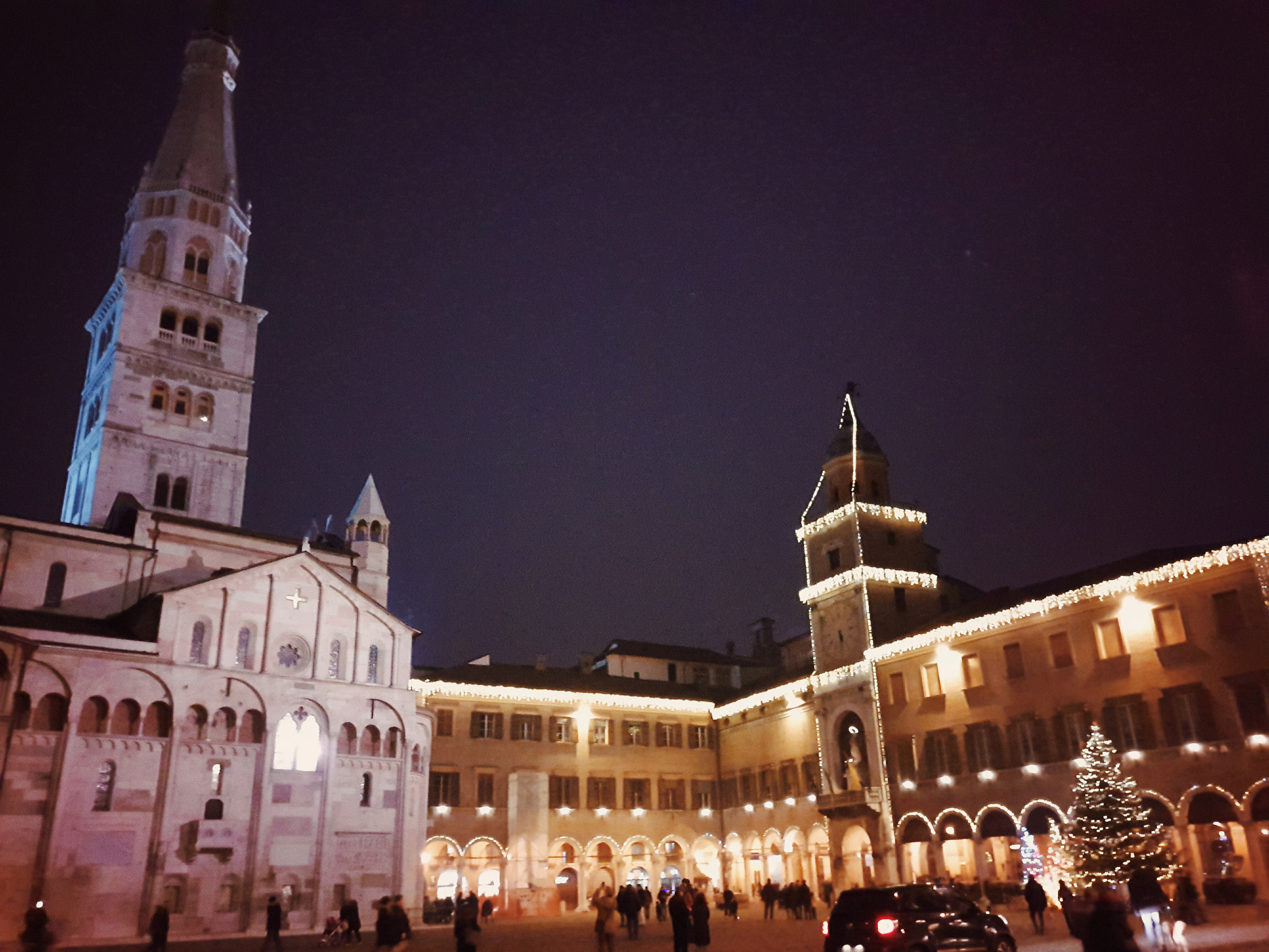 Meizu PRO 5 sample photo. Piazza grande a modena photography