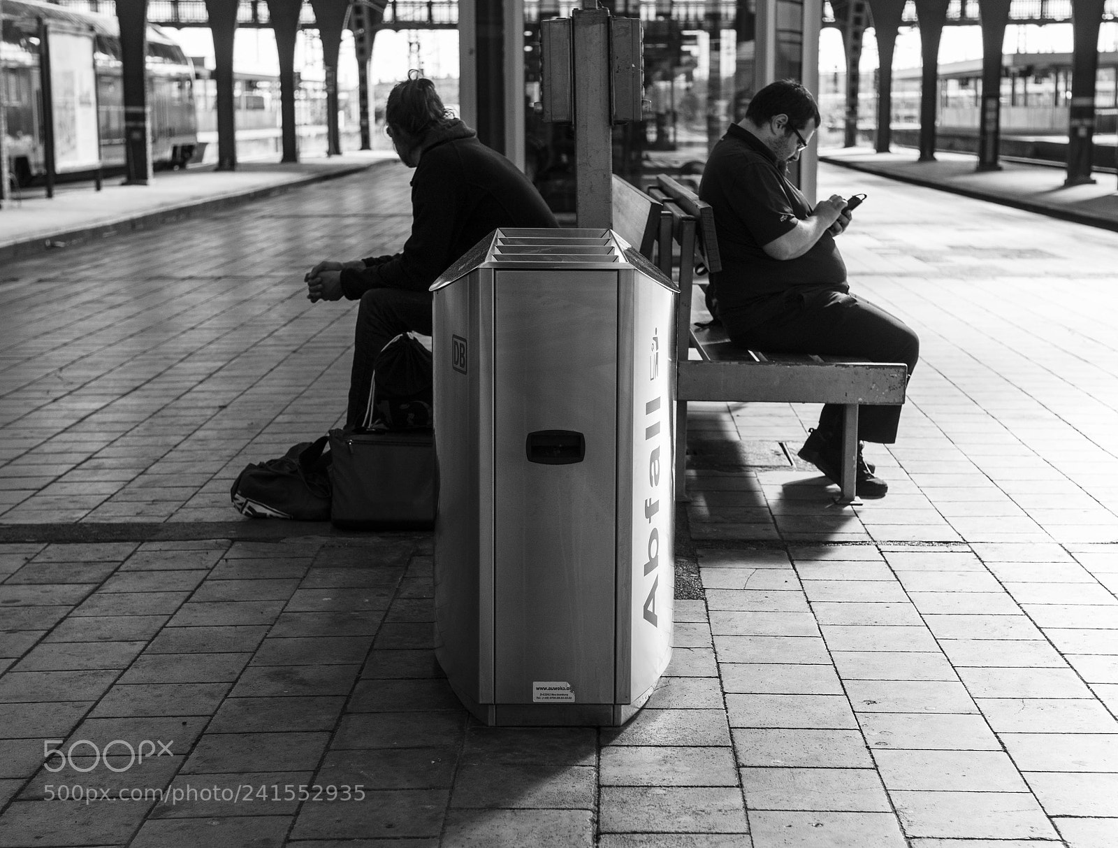 Olympus OM-D E-M10 II sample photo. Waiting for the train photography