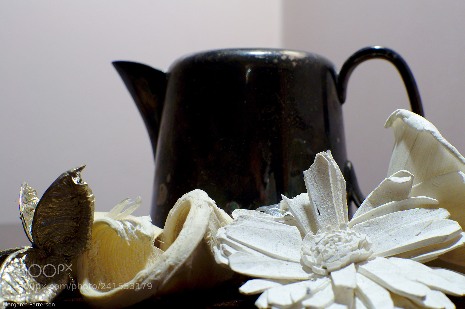Nikon D3100 + Nikon AF-S DX Nikkor 35mm F1.8G sample photo. Jug with flowers photography