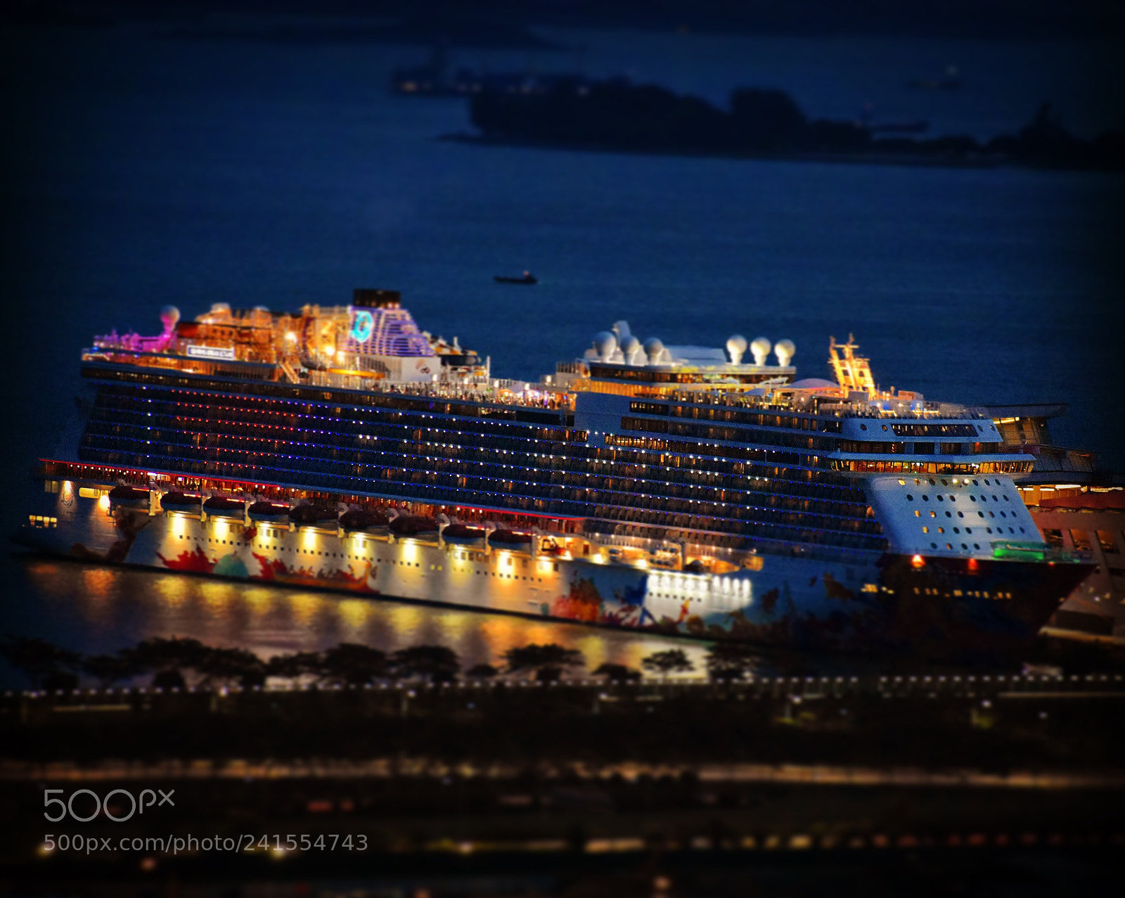 Nikon D3400 sample photo. Genting cruise singapore photography