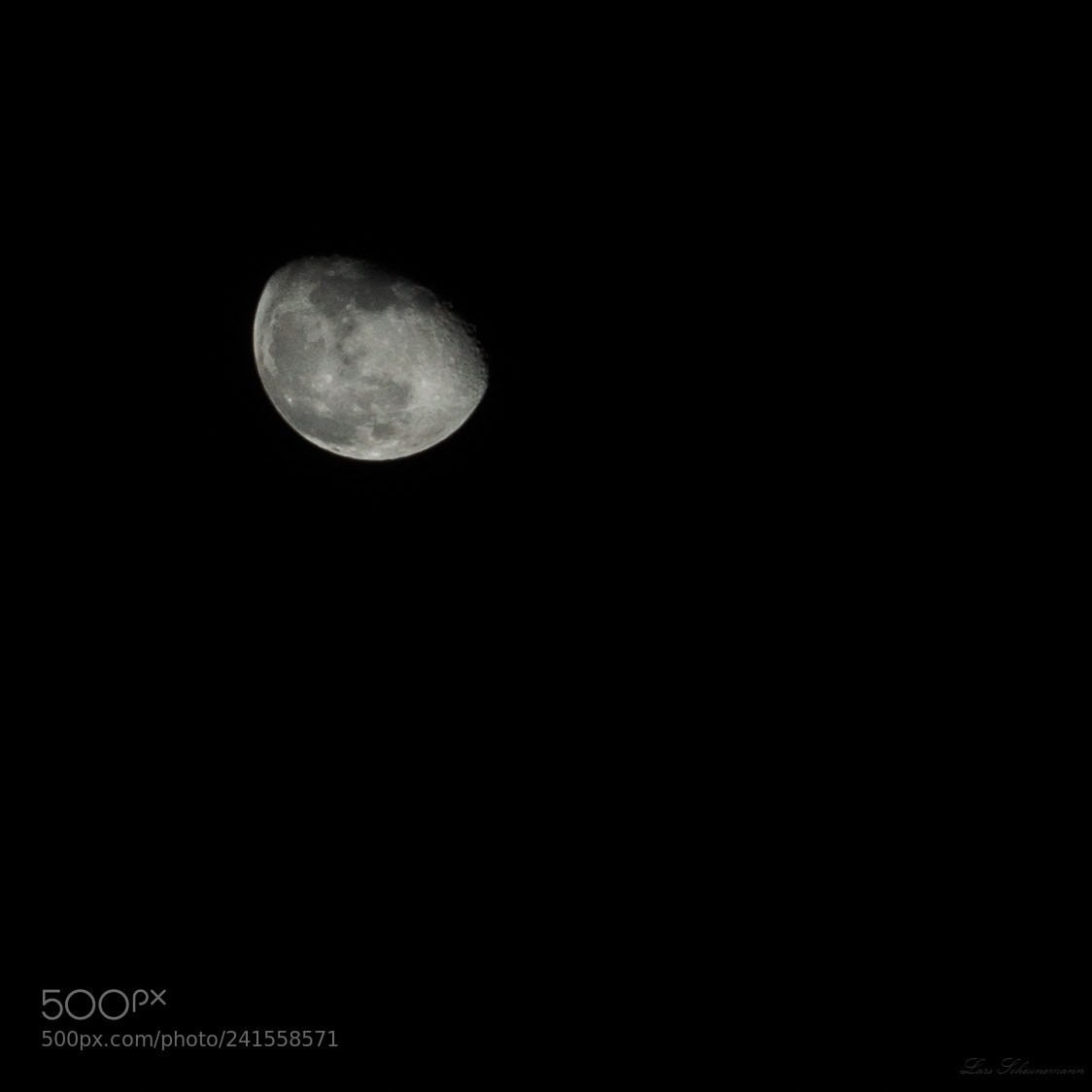 Olympus OM-D E-M1 sample photo. Moon photography