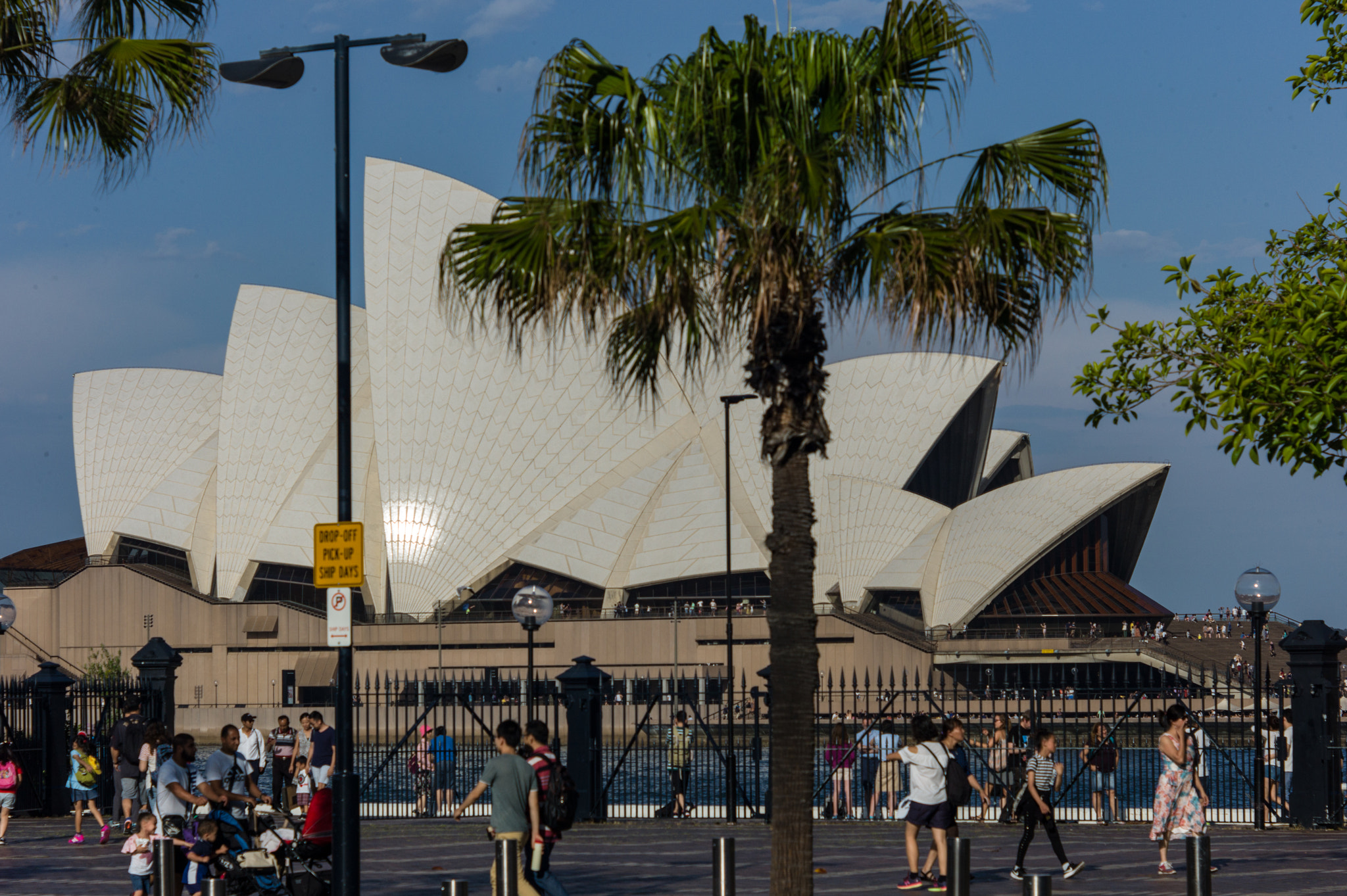 Tele-Elmar-M 135mm f/4 (II) sample photo. Opera house photography