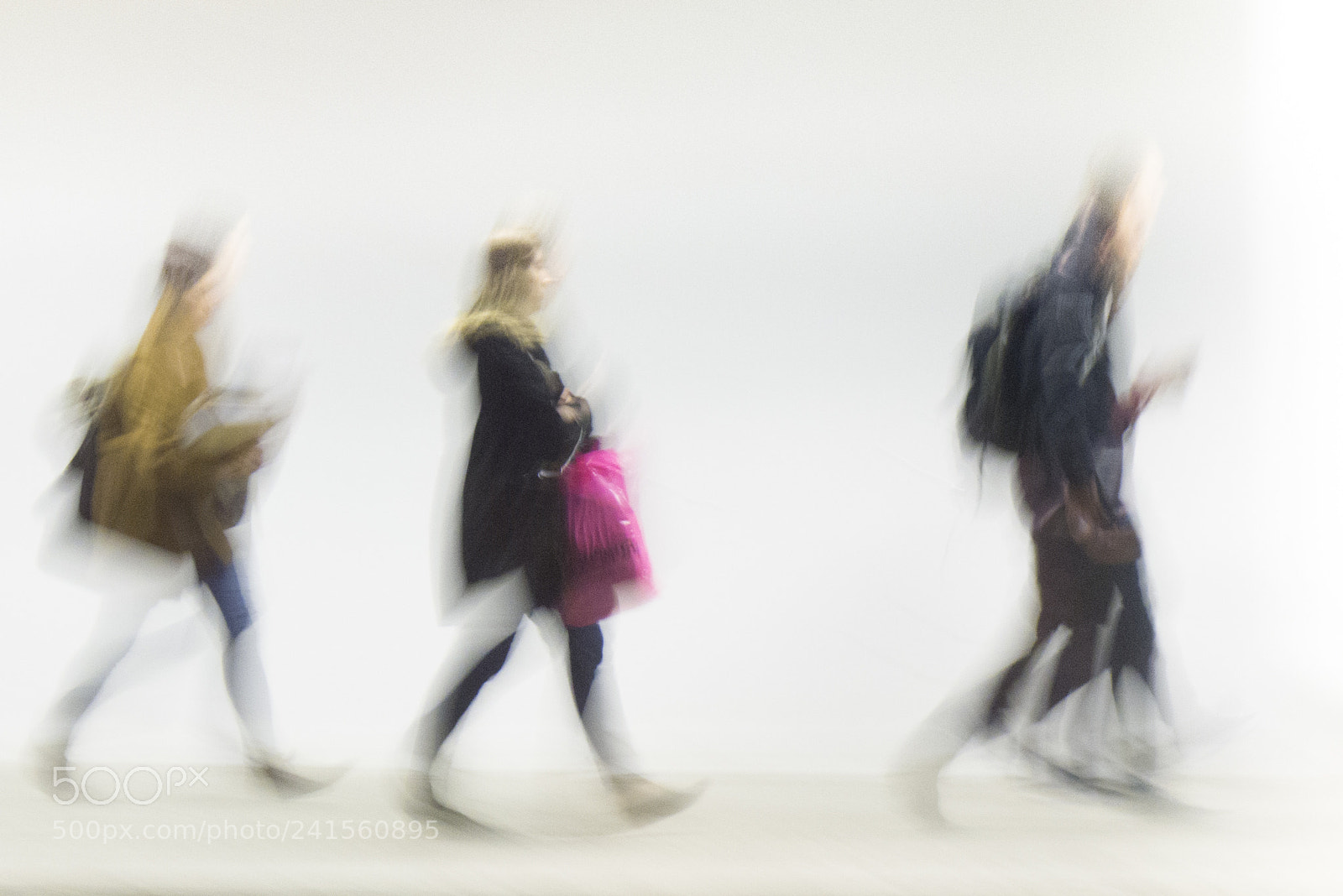 Panasonic Lumix DMC-LX5 sample photo. In motion © clive haynes photography