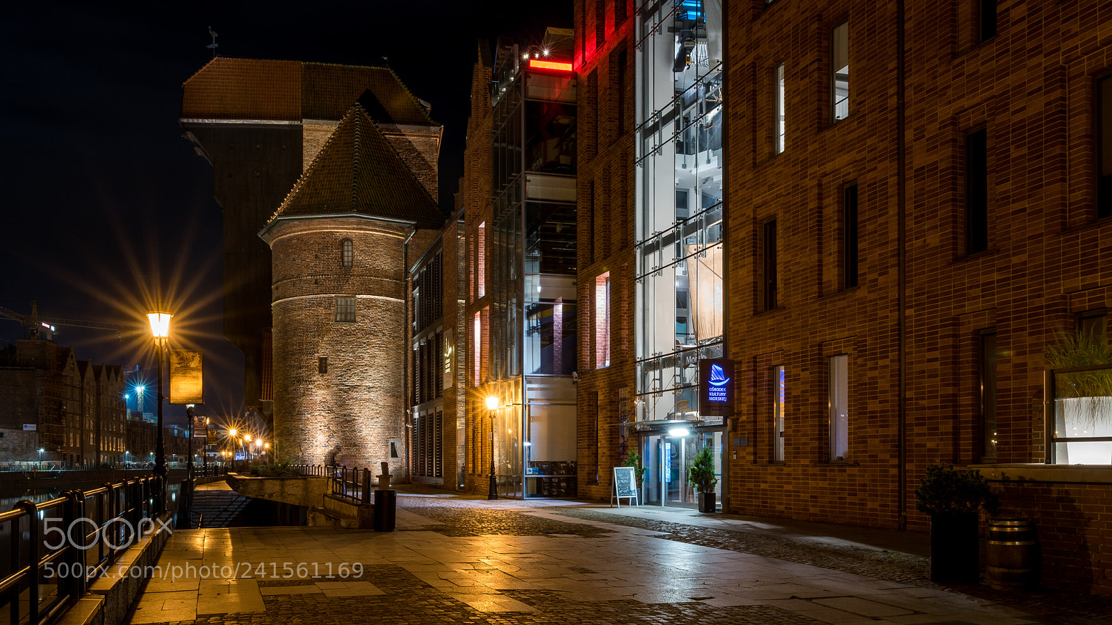 Sony ILCA-77M2 sample photo. Nocne klimaty photography