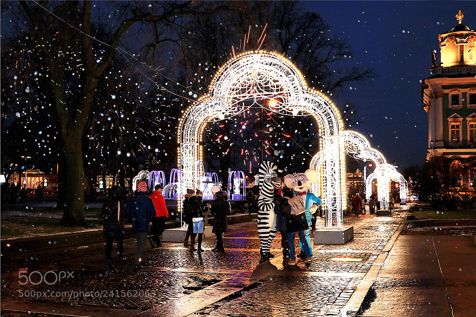 Canon EOS 750D (EOS Rebel T6i / EOS Kiss X8i) sample photo. Today in russia the photography