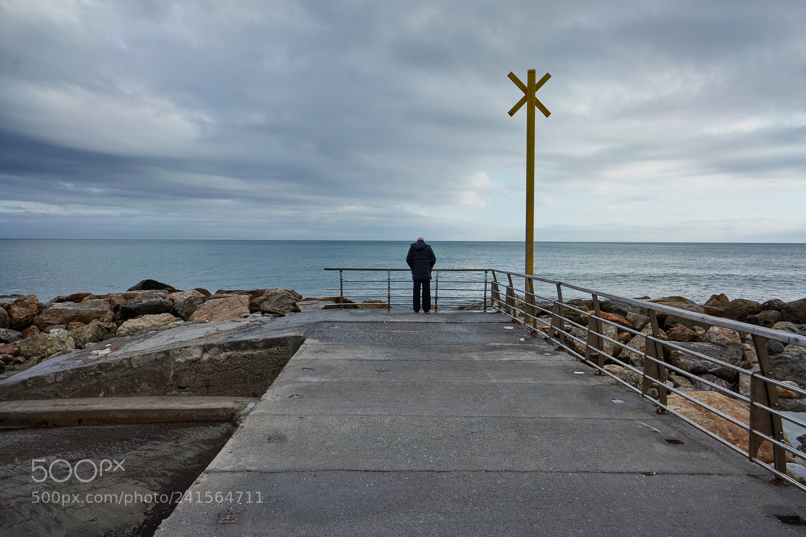 Sony Alpha NEX-7 sample photo. Looking at the sea photography