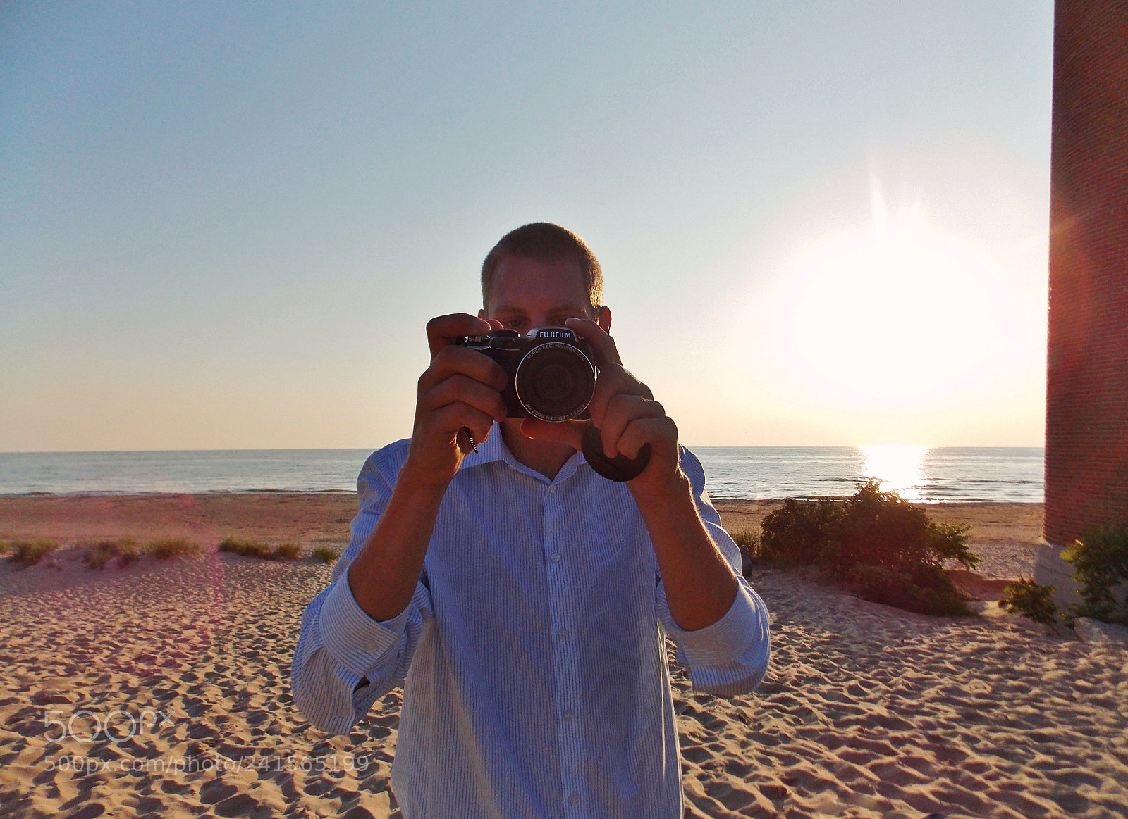 Nikon Coolpix L810 sample photo. Picture takers photography