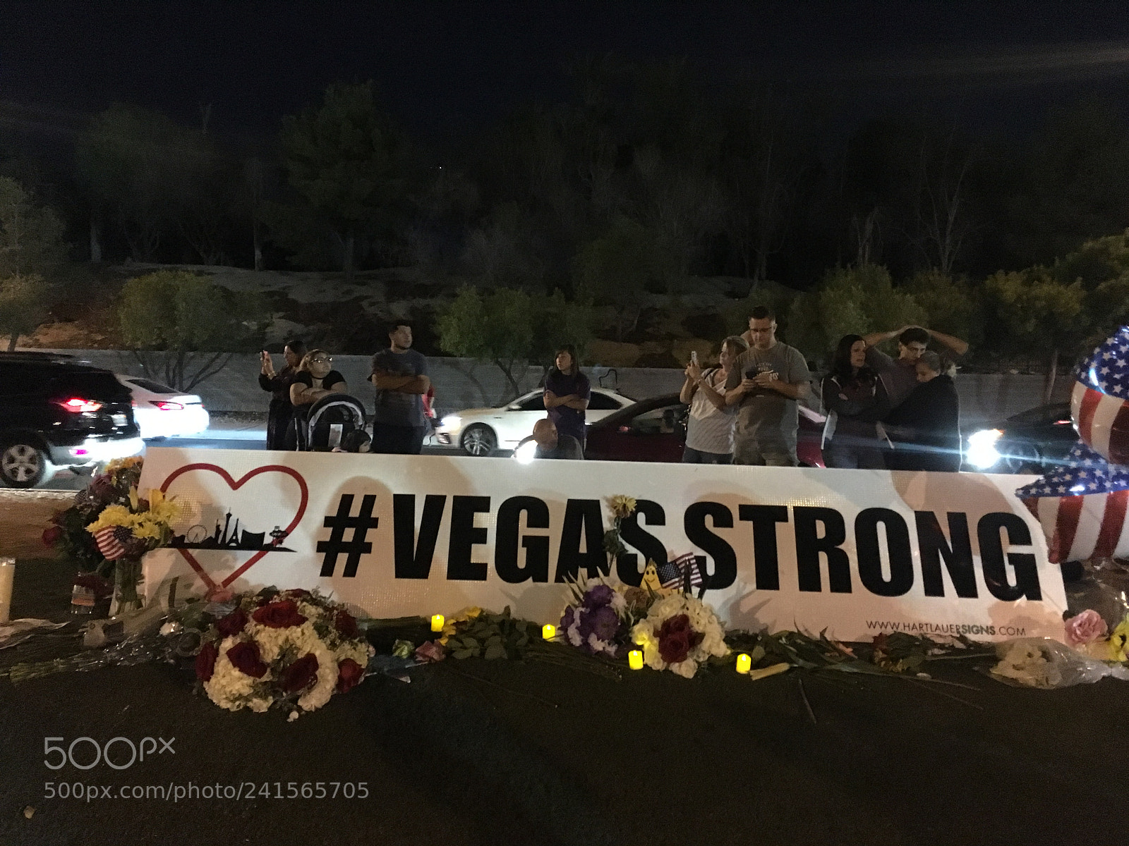 Apple iPhone SE sample photo. Vegas strong at the photography