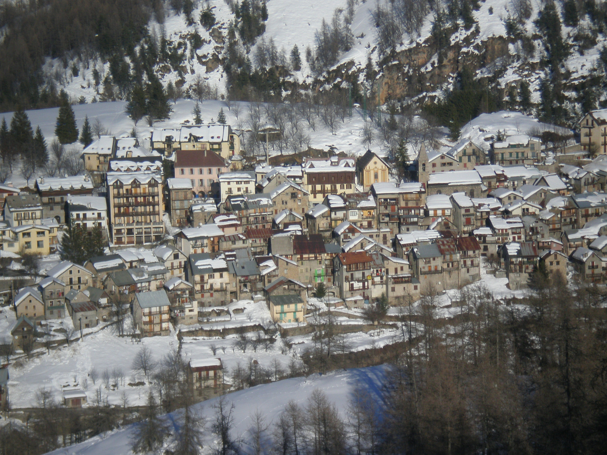 Olympus FE230/X790 sample photo. Village de beuil photography