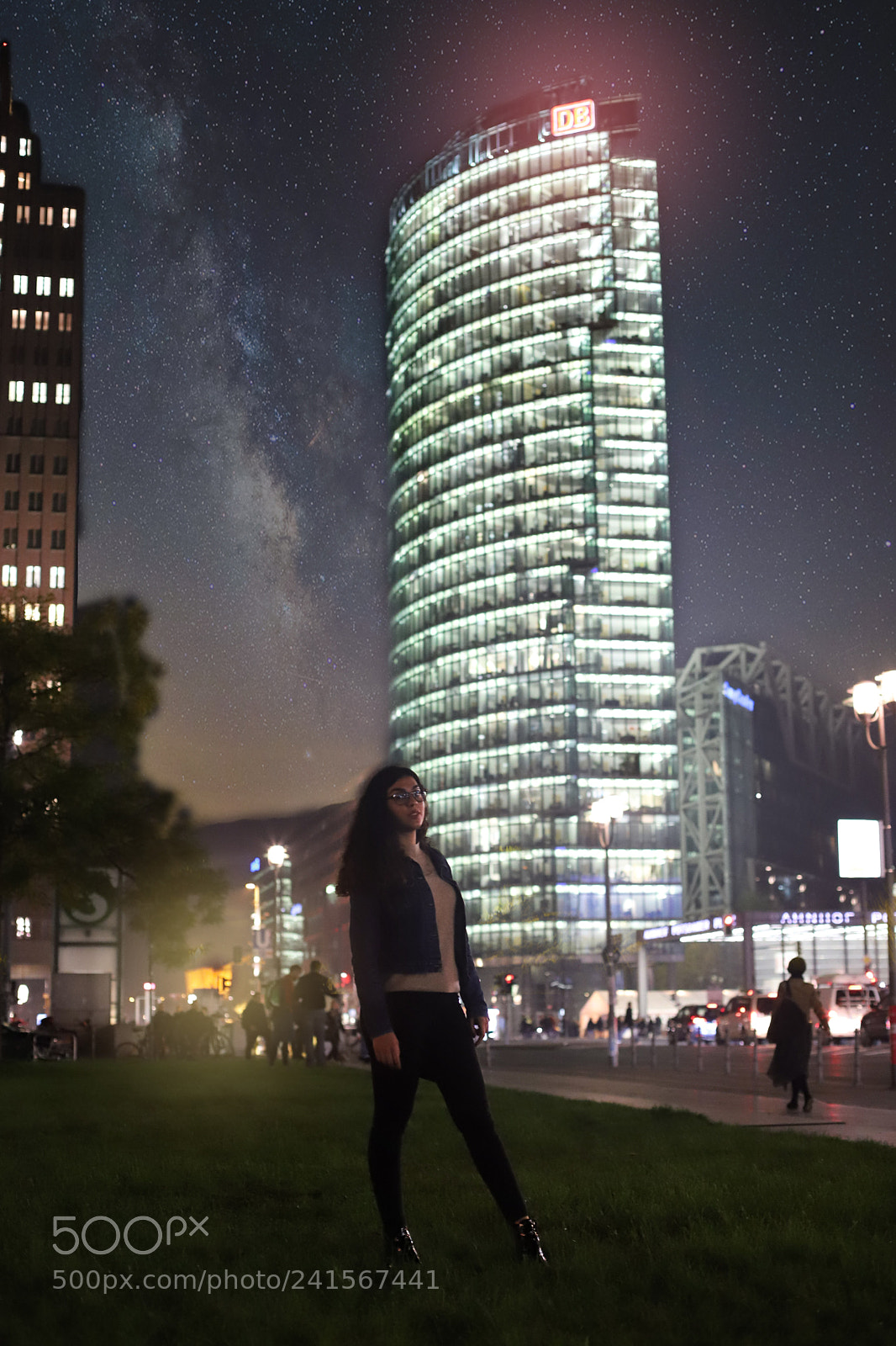 Canon EOS 6D Mark II sample photo. Potsdamer platz photography