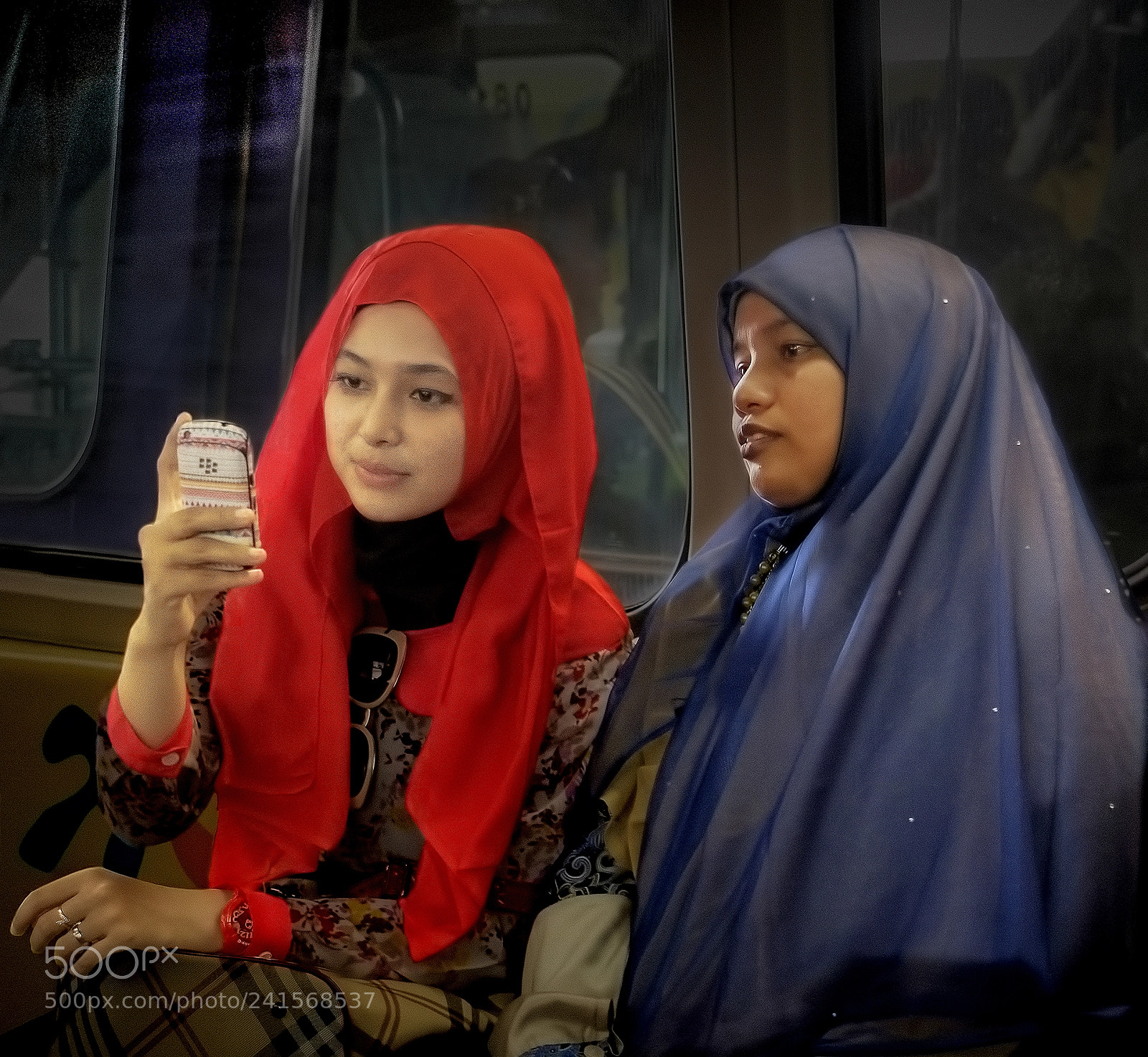 Sony Alpha NEX-7 sample photo. Bleu et rouge photography