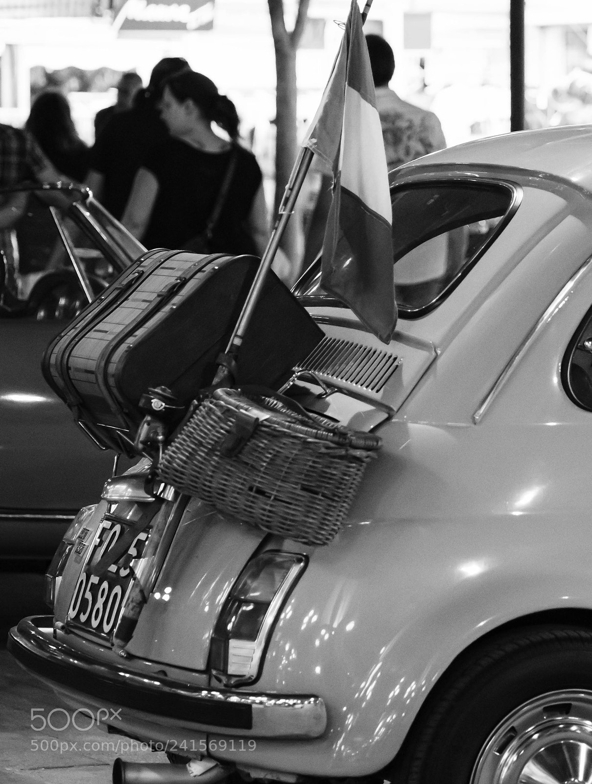 Olympus OM-D E-M1 Mark II sample photo. Fine oldtimers photography