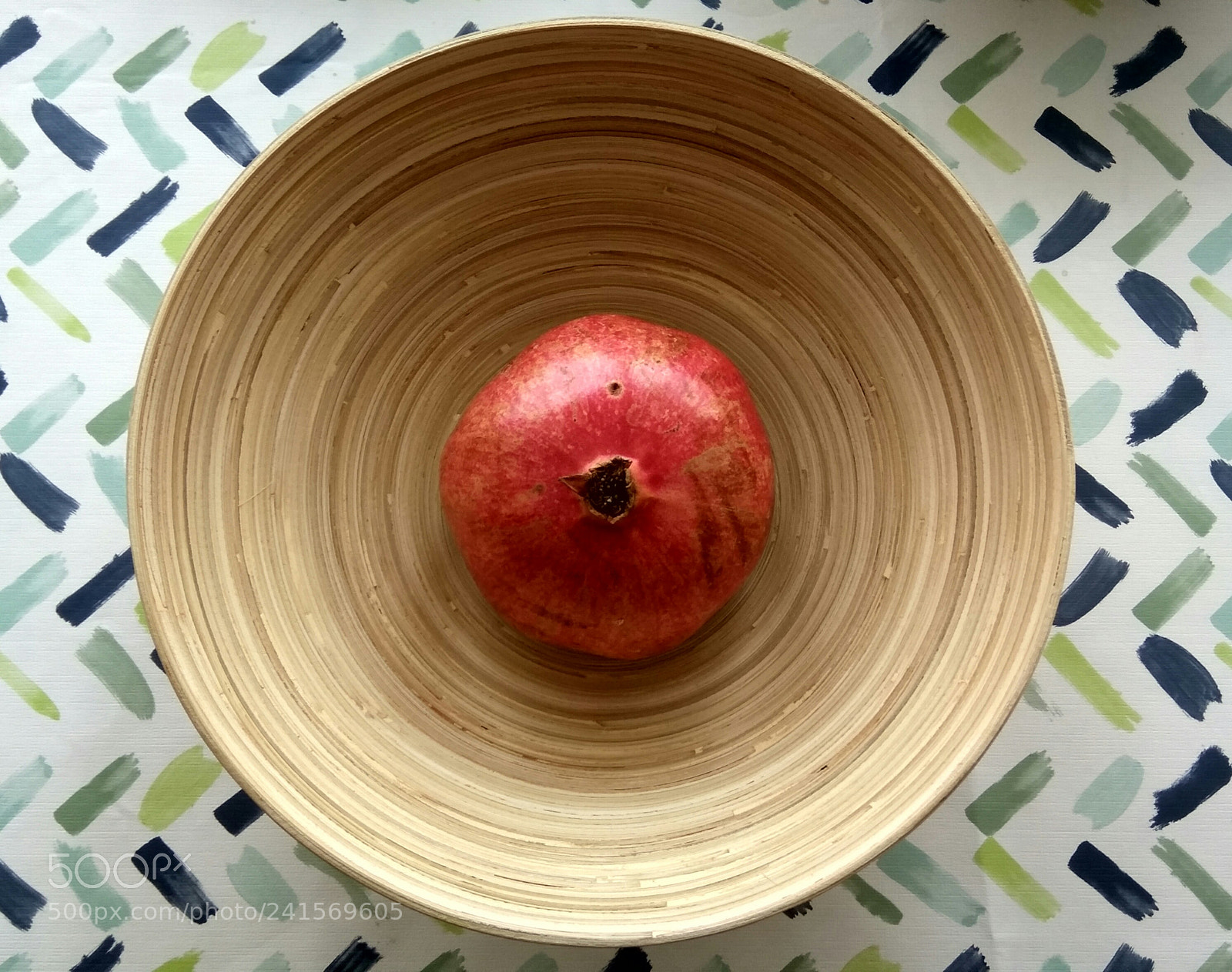 Xiaomi Redmi Note3 sample photo. Pomegranate in circle photography