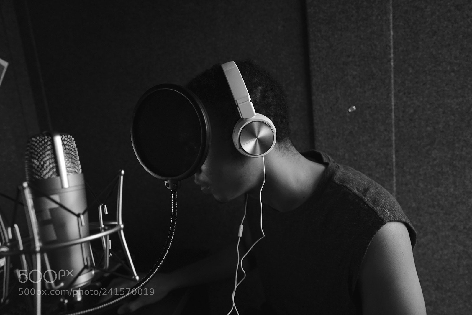 Sony a7S II sample photo. Recording photography