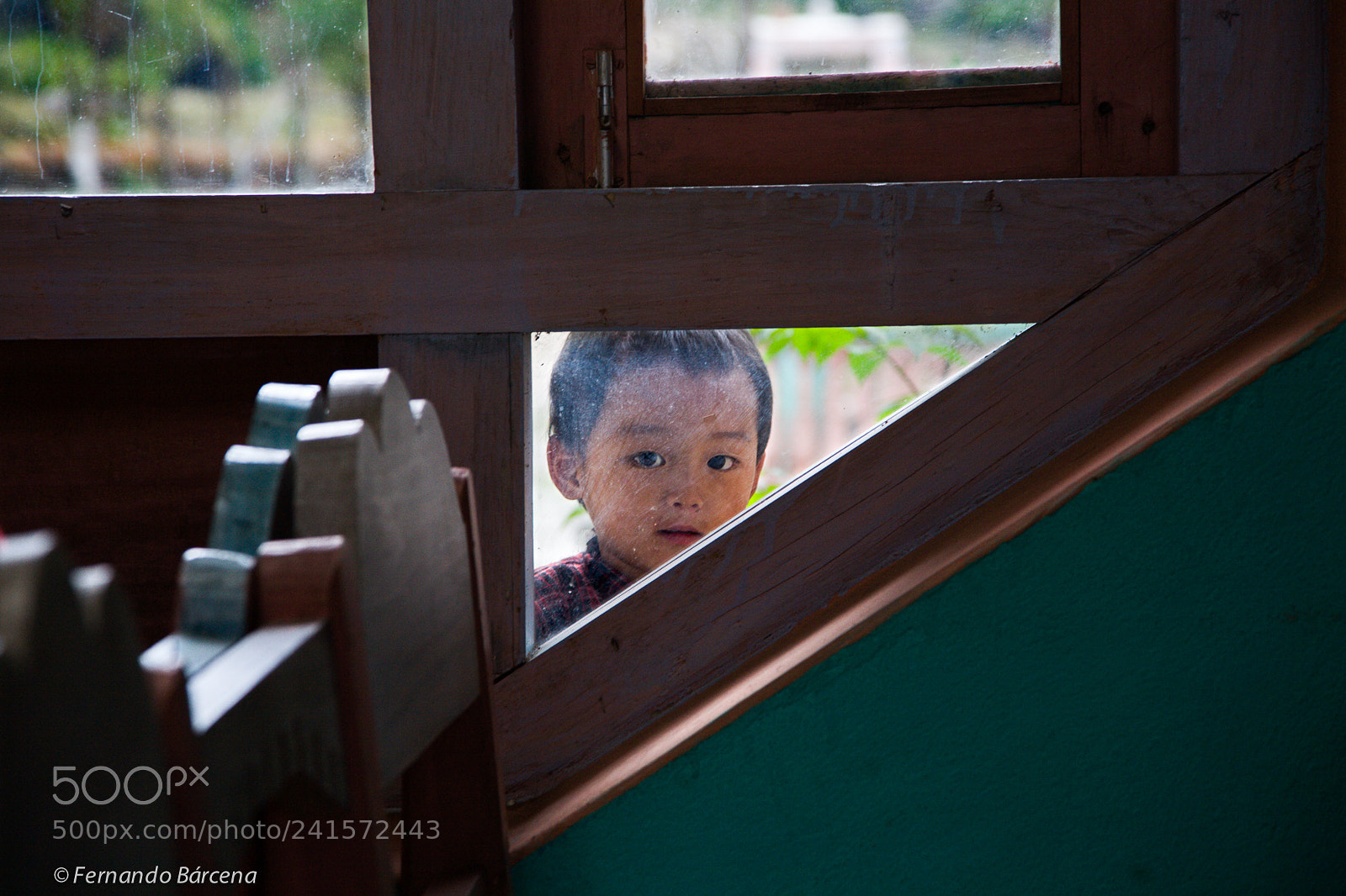 Canon EOS 5D sample photo. Boy throw window. nepal photography