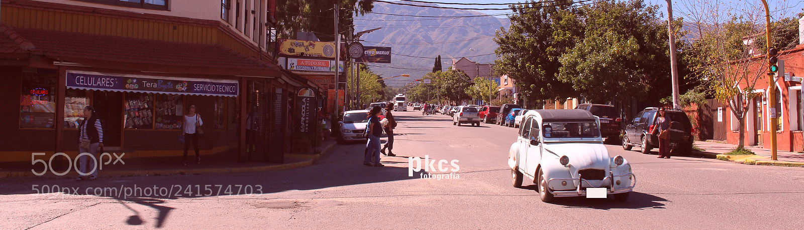 Canon EOS 700D (EOS Rebel T5i / EOS Kiss X7i) sample photo. Citroen photography