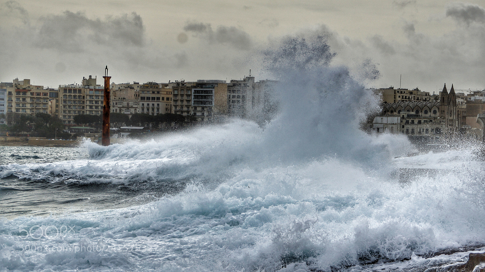 Sony SLT-A65 (SLT-A65V) sample photo. Splash photography