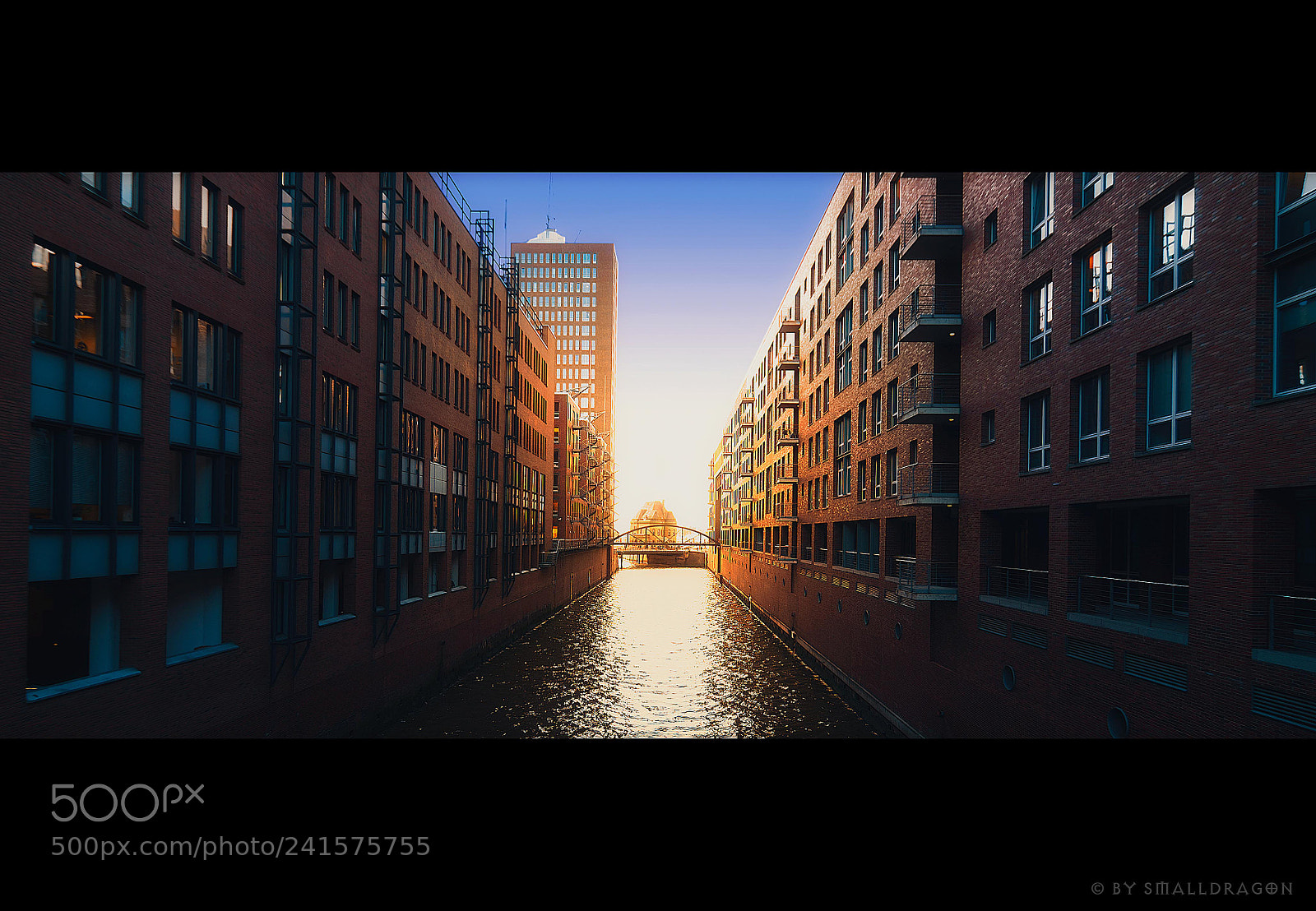 Nikon D5000 sample photo. Speicherstadt photography