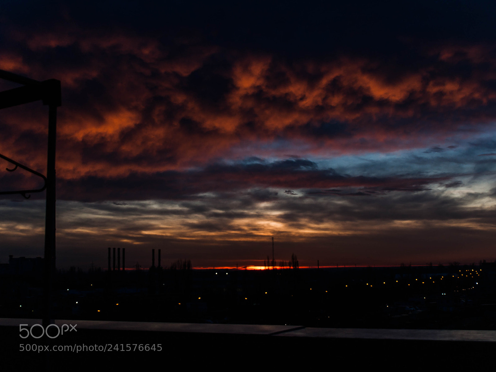 Olympus E-520 (EVOLT E-520) sample photo. Sunset in bucharest photography