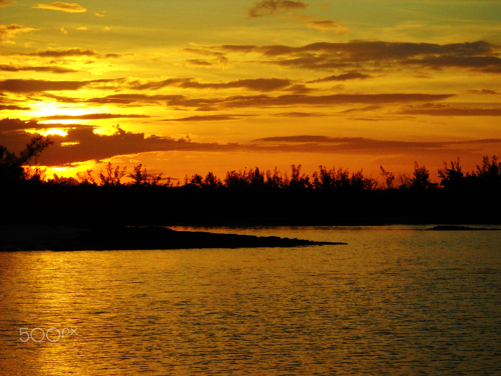 Nikon Coolpix L20 sample photo. Golden sky 3 photography