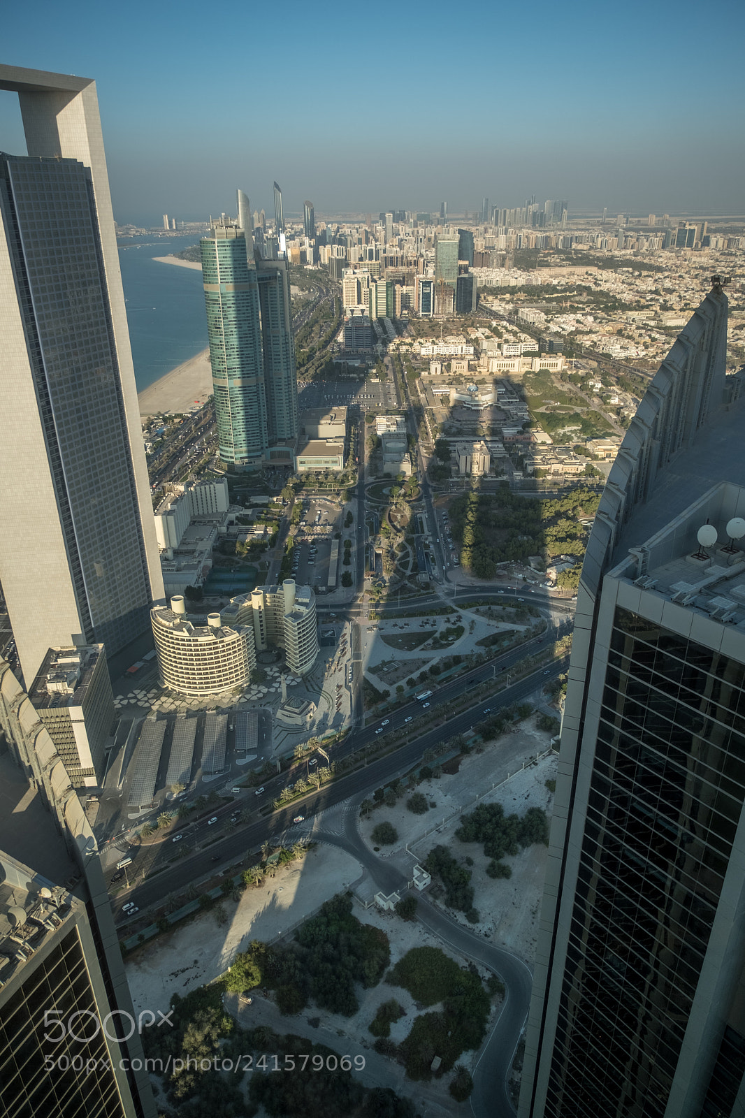 Fujifilm X-T2 sample photo. Long shadows, abu dhabi photography