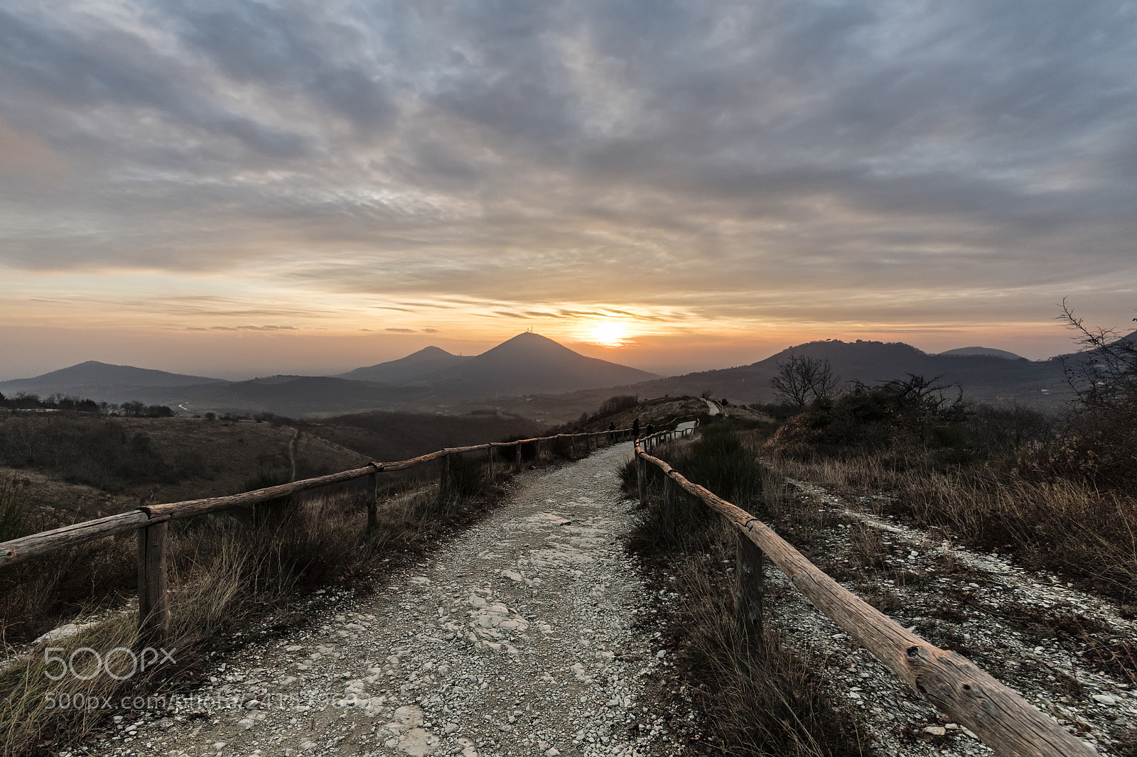 Canon EOS 6D Mark II sample photo. Sunsent in the hills photography