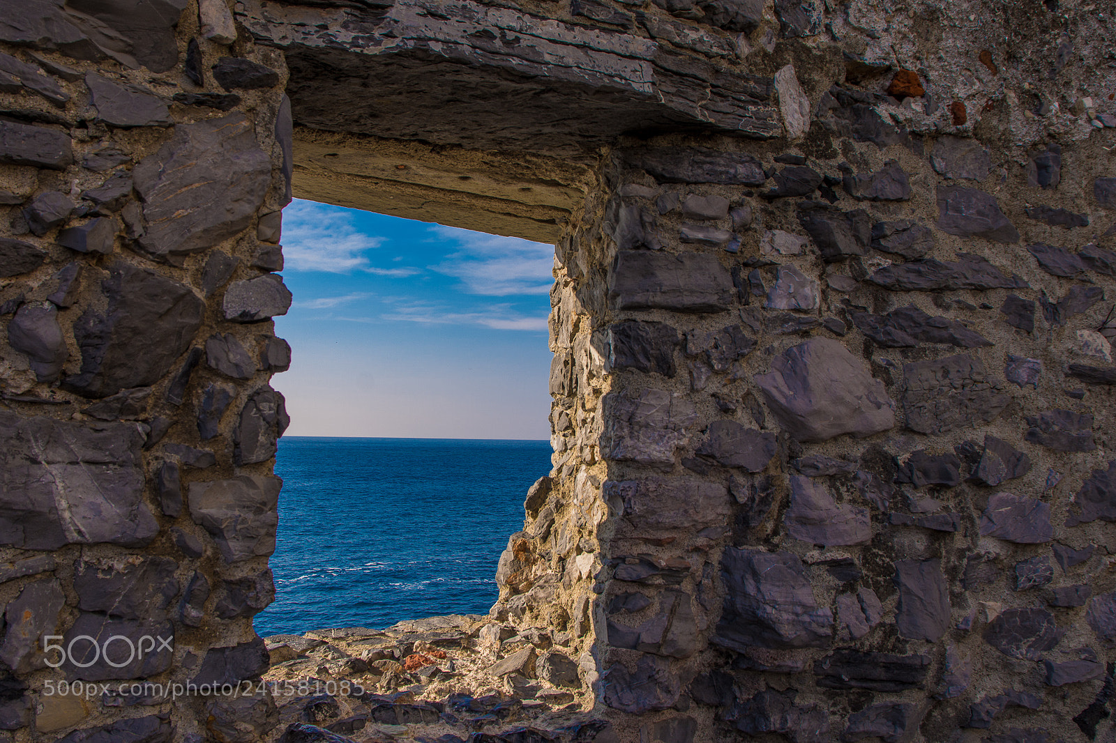 Nikon D7200 sample photo. Finestre photography