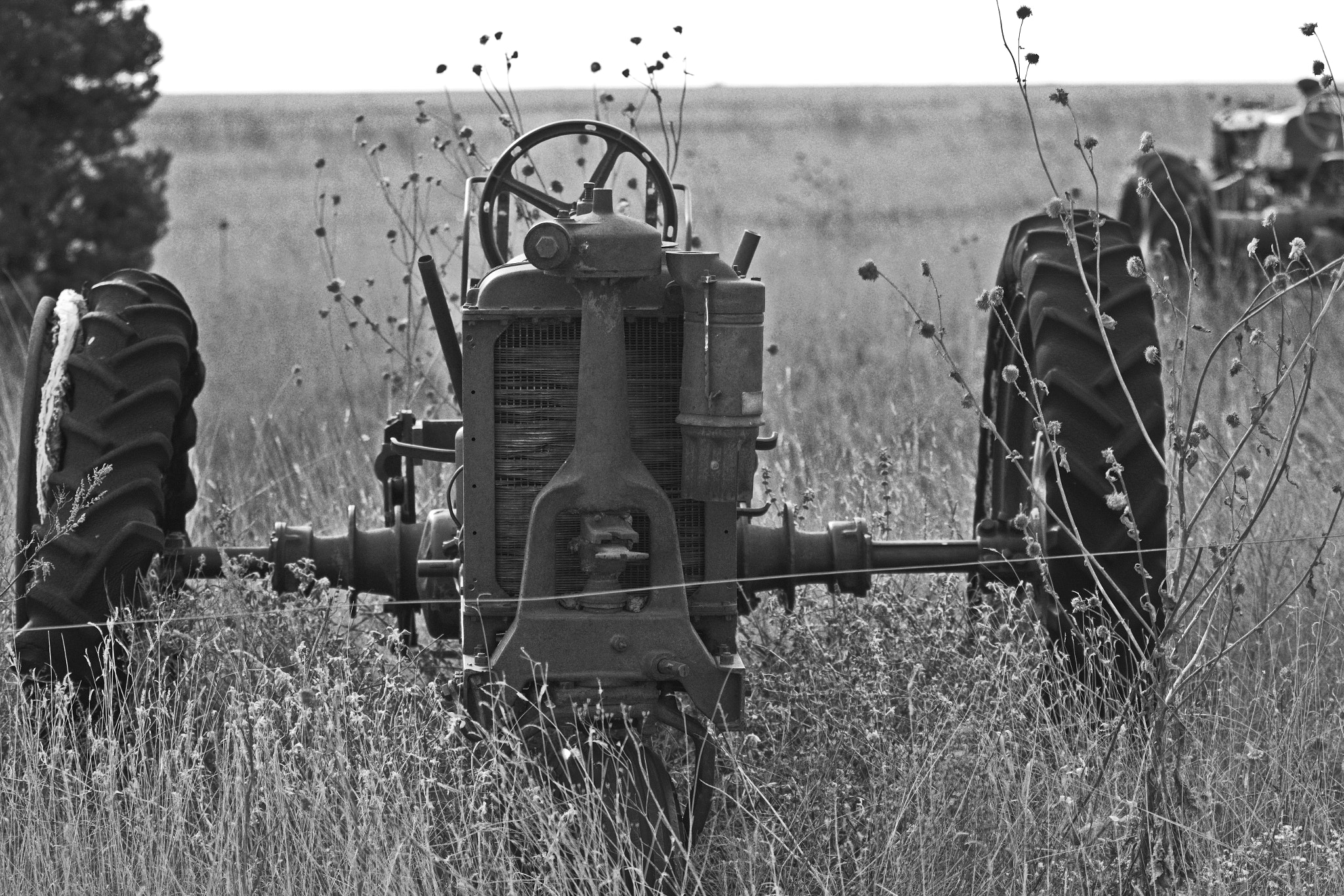 Canon EF 70-200mm F2.8L IS II USM sample photo. 1920's tractor photography