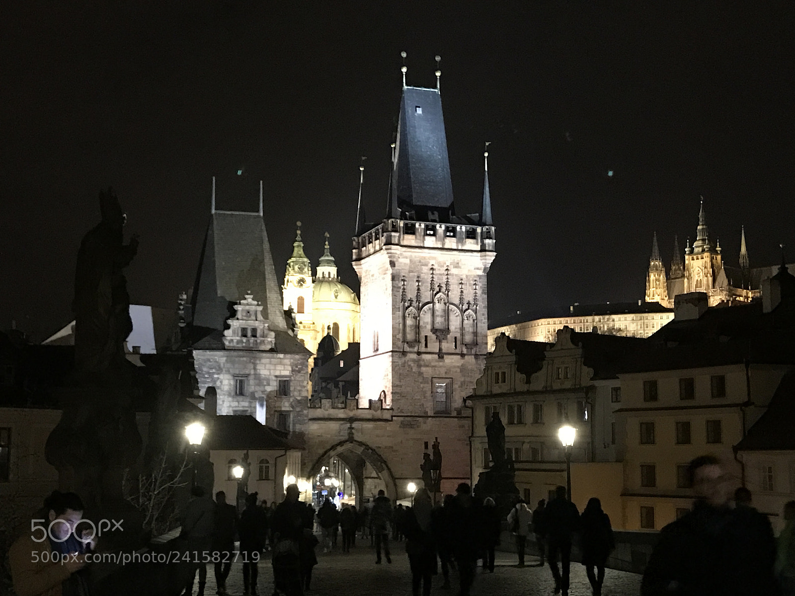 Apple iPhone 7 Plus sample photo. Vecerny praha photography